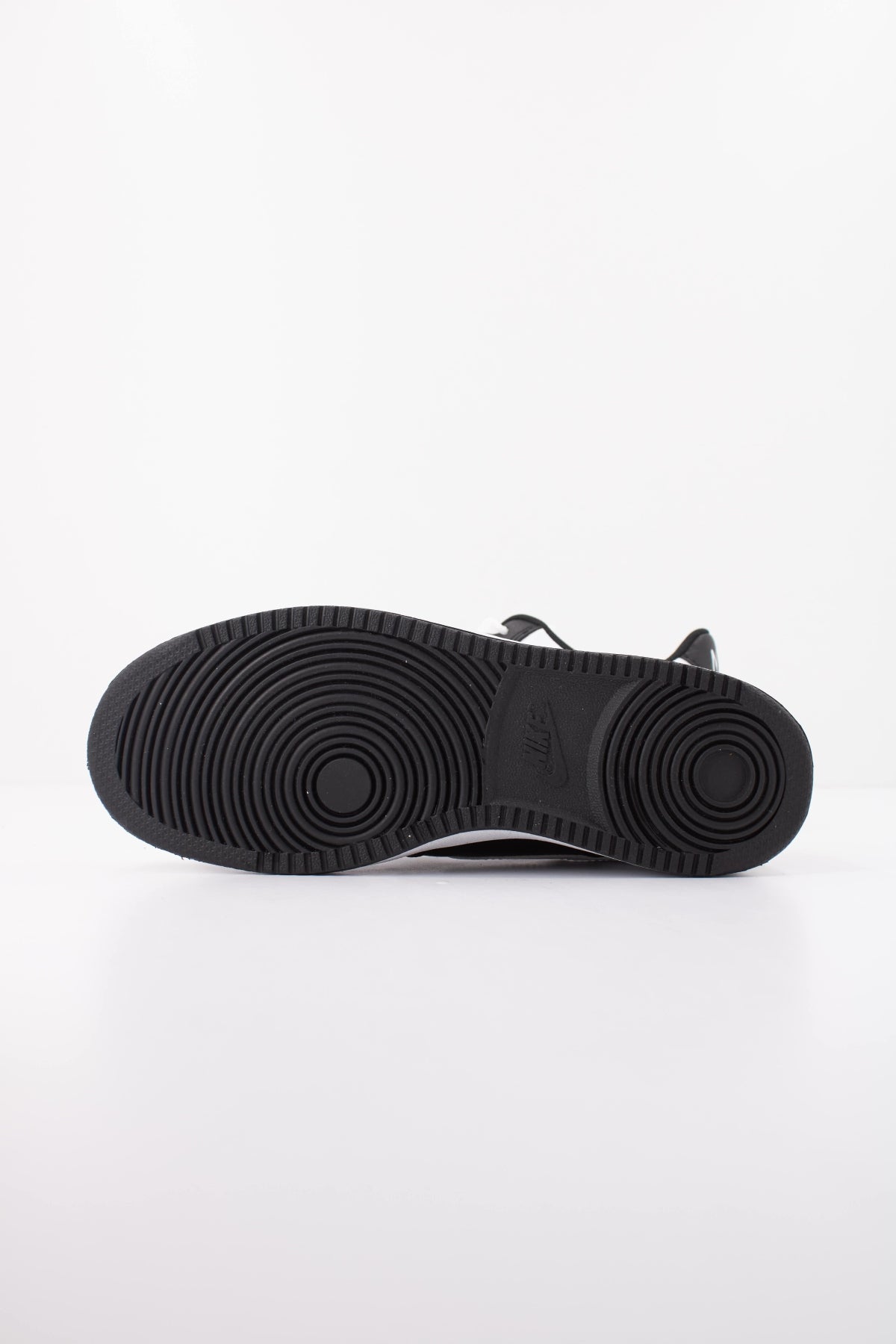 NIKE W NIKE COURT VISION LO NN en color NEGRO  (5)
