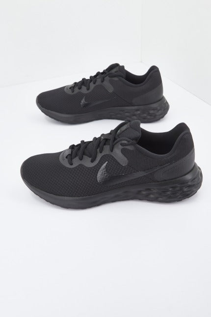 NIKE REVOLUTION  en color NEGRO  (1)