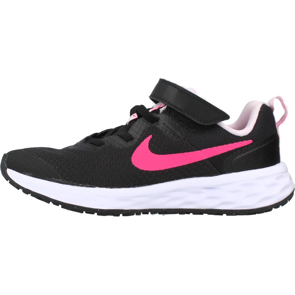 NIKE  REVOLUTION  en color NEGRO  (2)