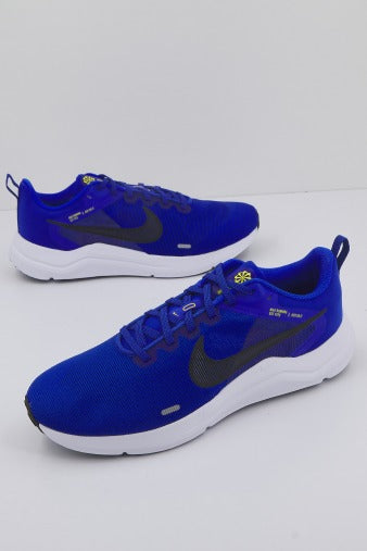NIKE DOWNSHIFTER  en color AZUL  (1)