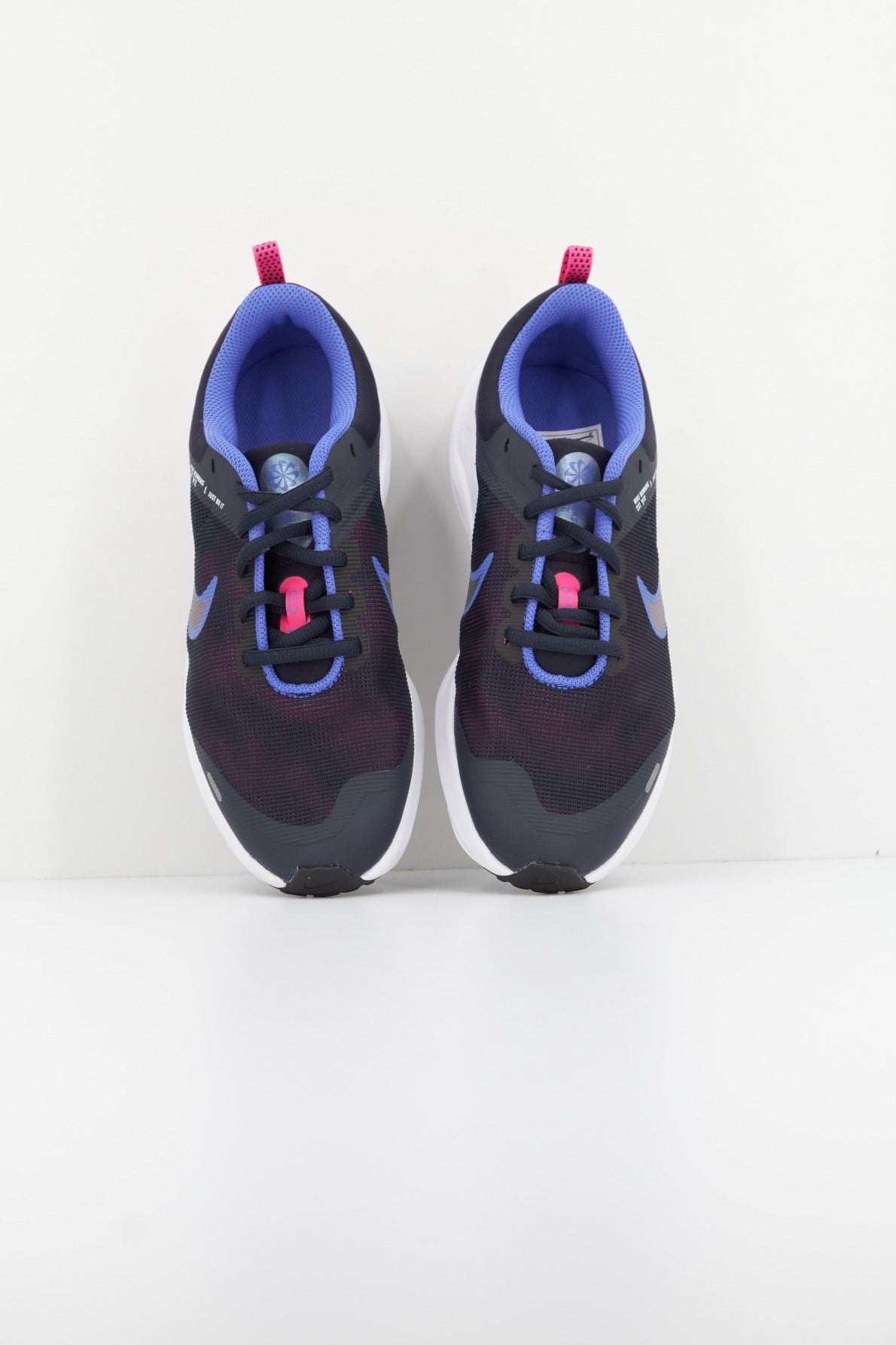 NIKE DOWNSHIFTER  BIG KIDS en color VIOLETA  (2)