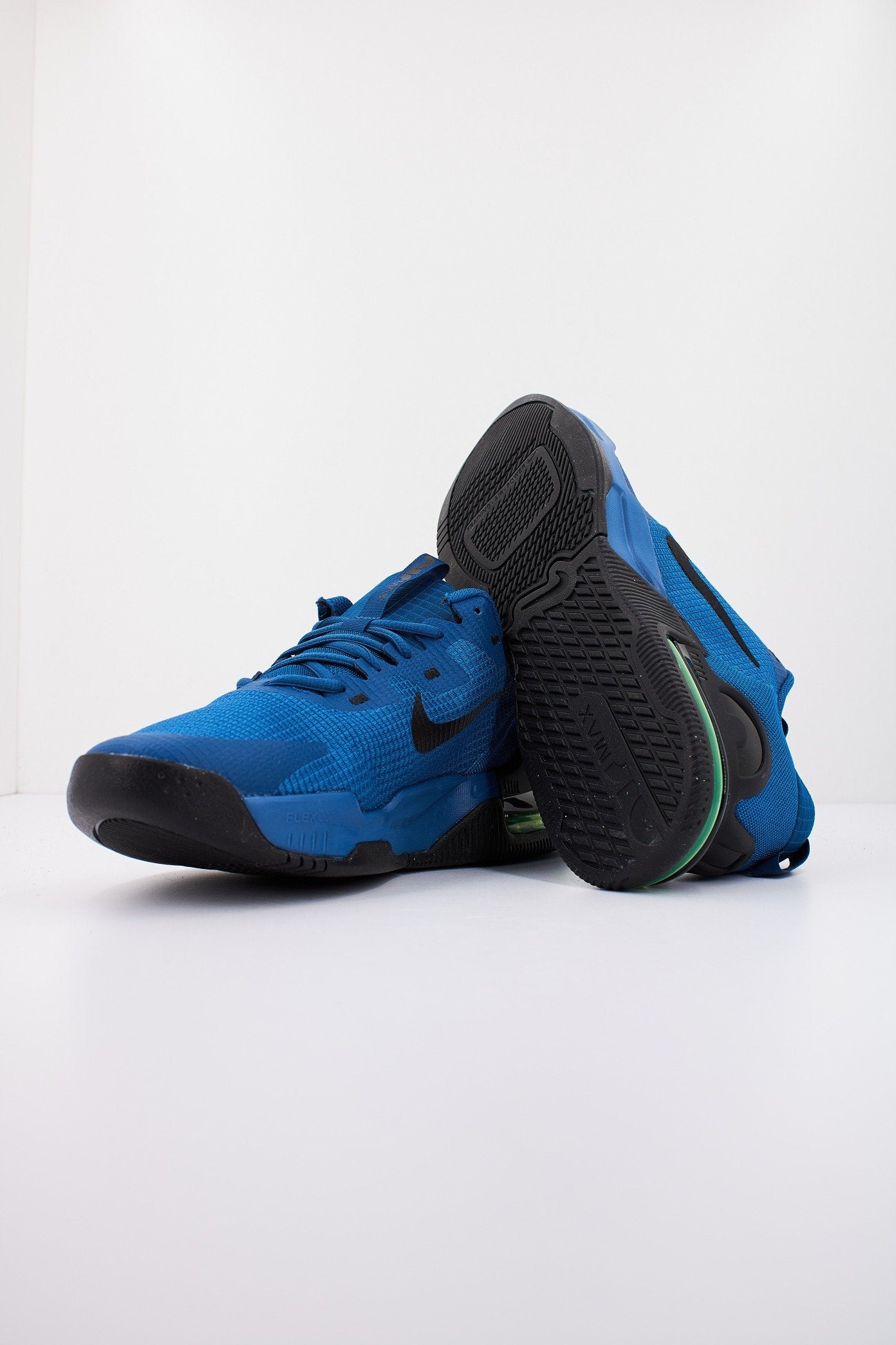 NIKE ALPHA TRAINER  en color AZUL  (4)