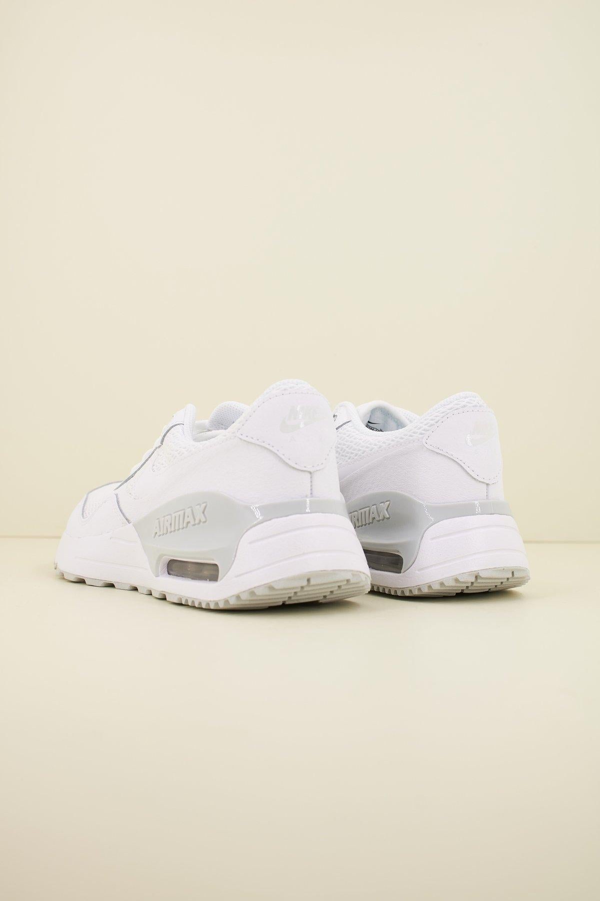 NIKE  MAX SYSTM en color BLANCO  (3)