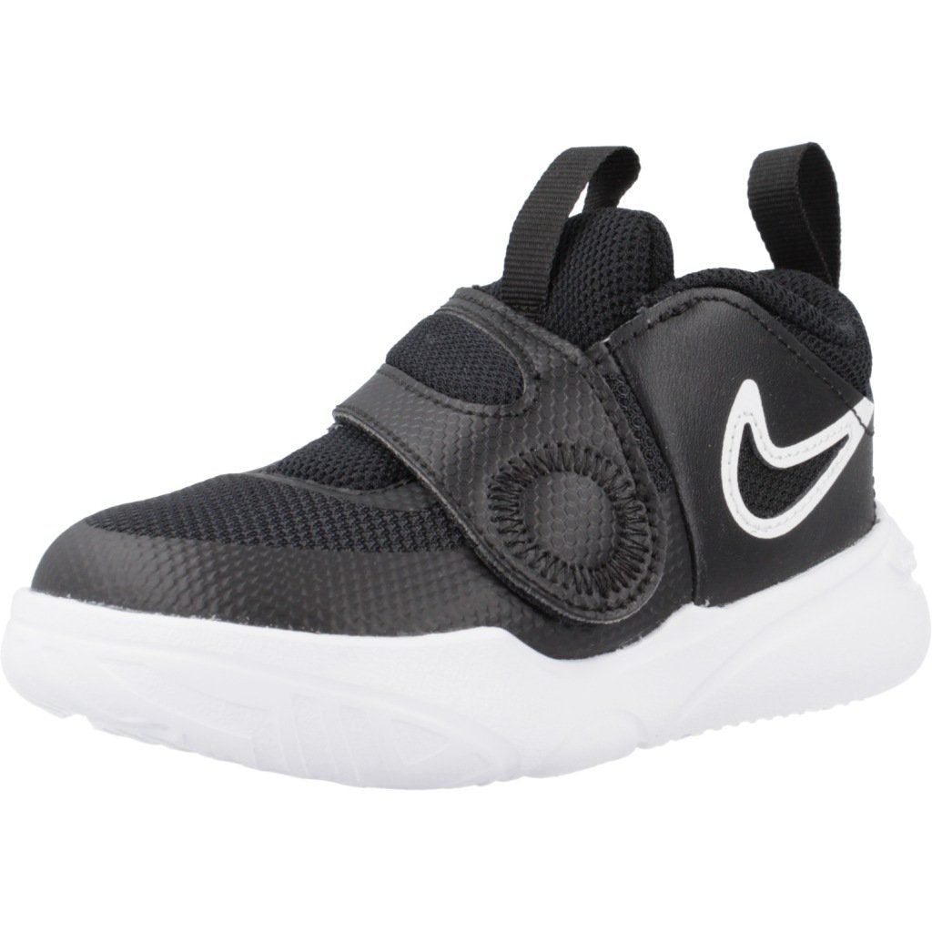 NIKE TEAM HUSTLE D  en color NEGRO  (1)