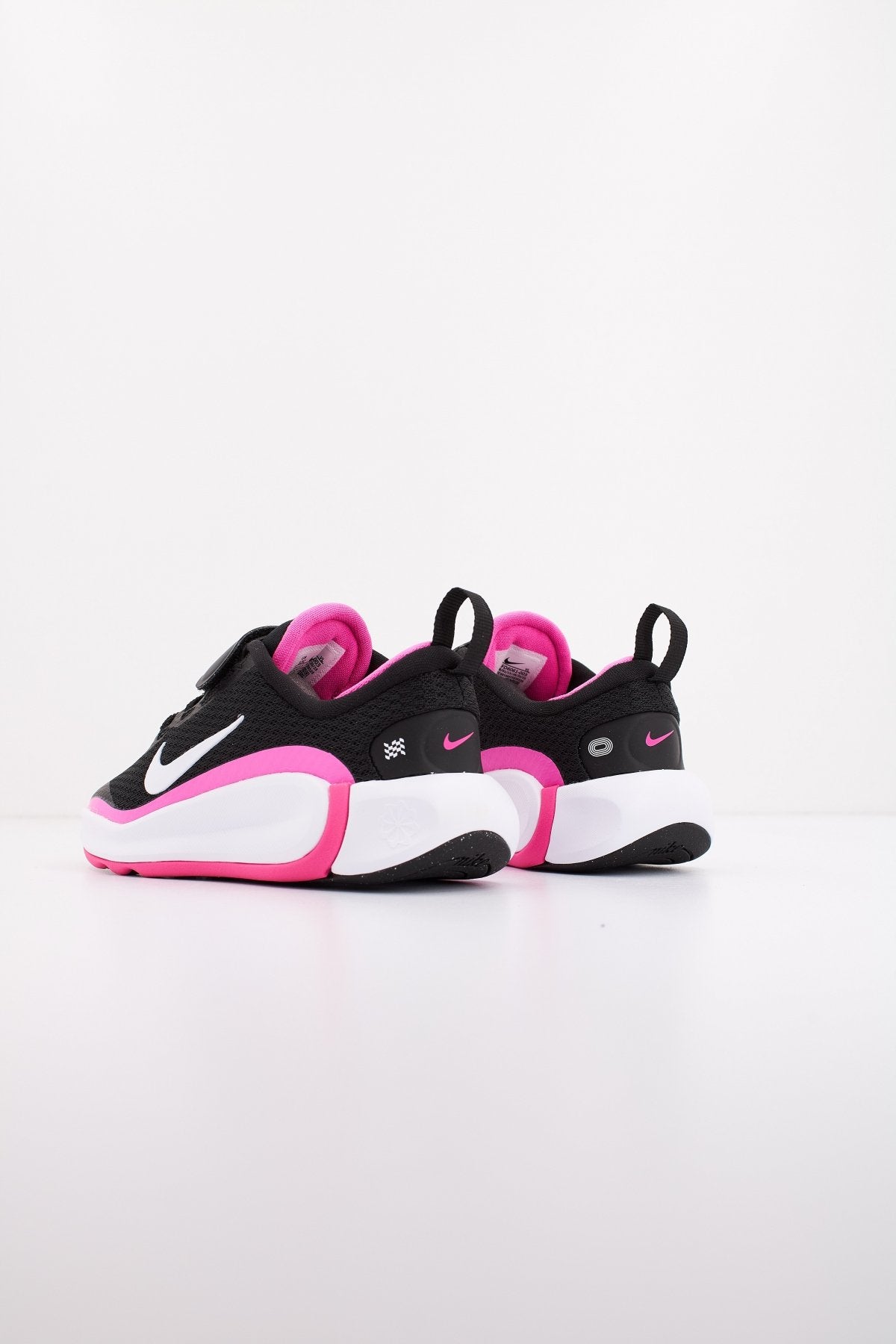 NIKE INFINITY FLOW en color NEGRO  (3)