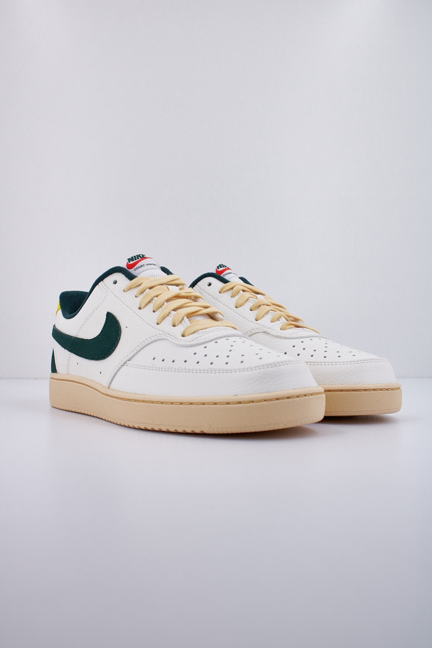 NIKE NIKE COURT VISION en color VERDE  (2)