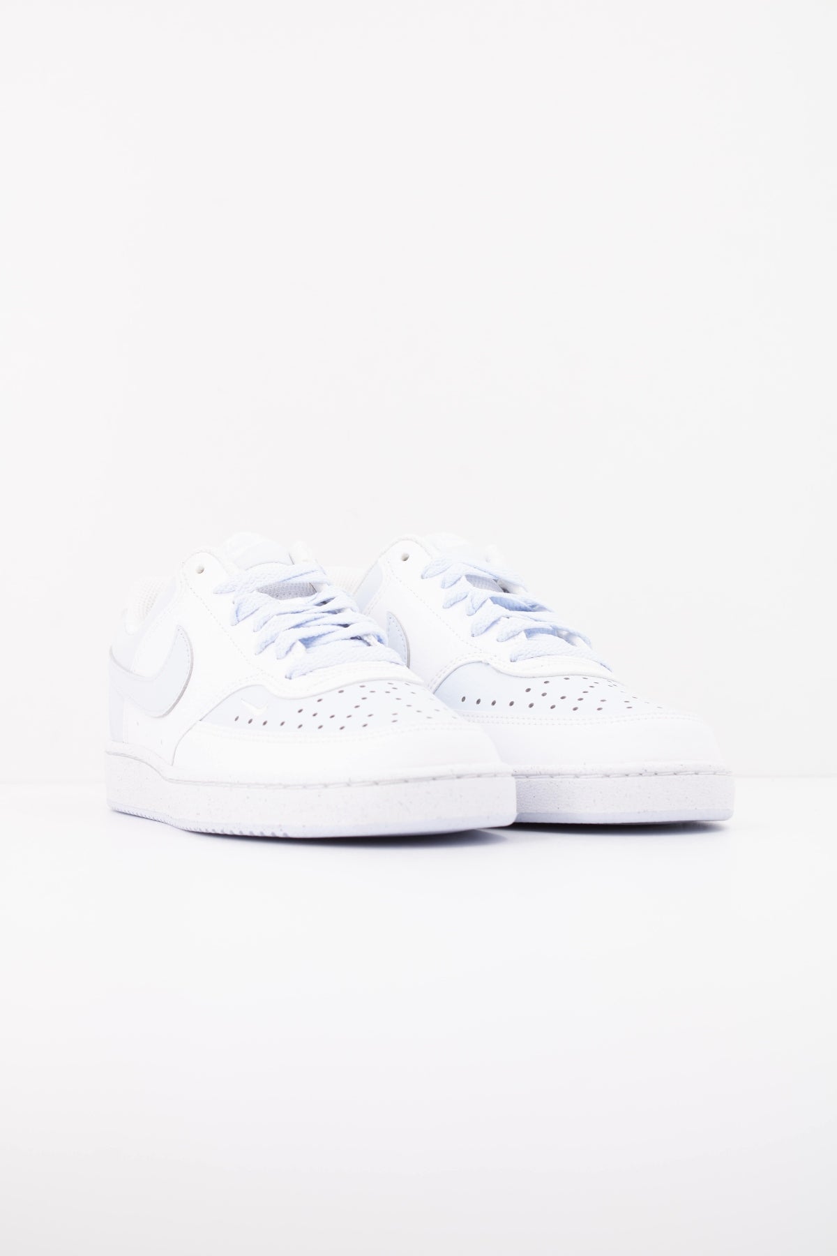NIKE W NIKE COURT VISION LO NN en color BLANCO  (2)