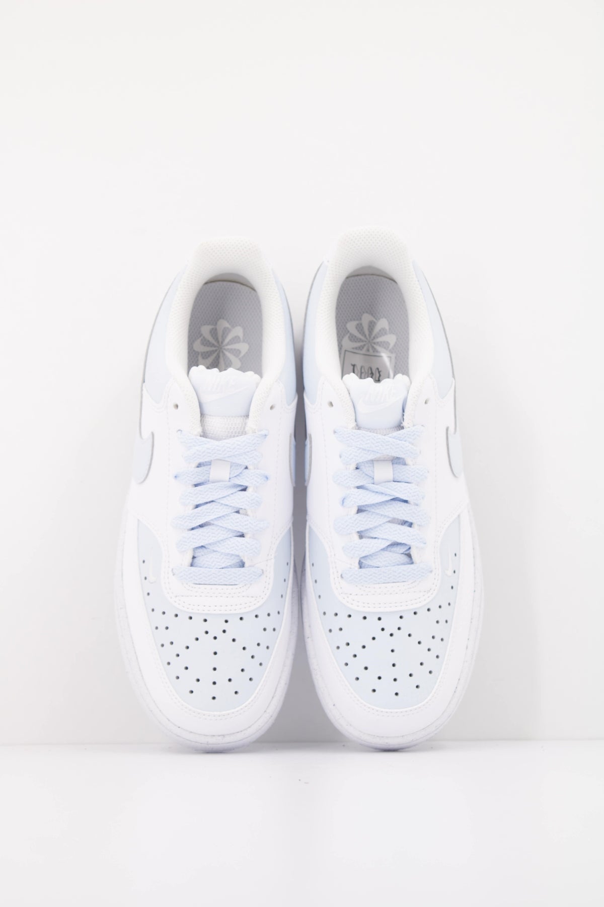 NIKE W NIKE COURT VISION LO NN en color BLANCO  (3)