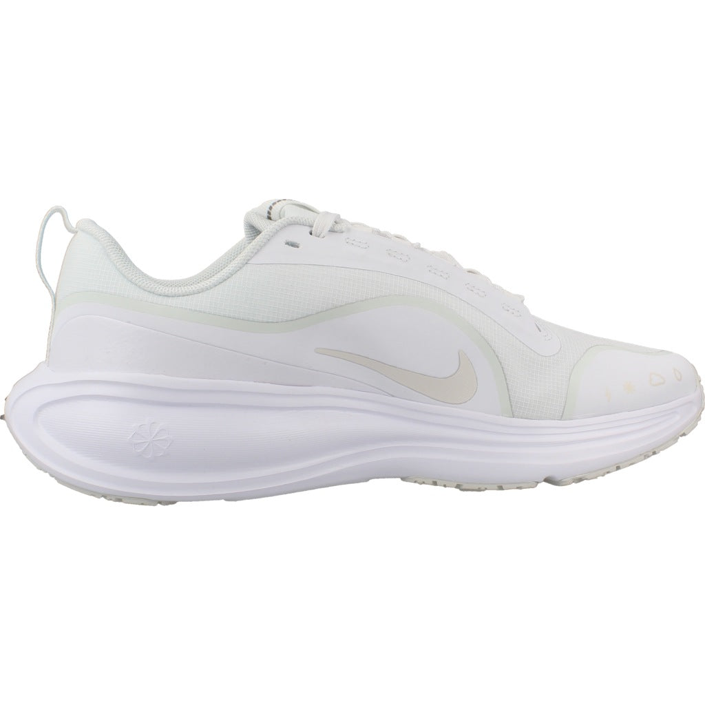 NIKE W NIKE REVOLUTION  UTILITY en color BLANCO  (4)