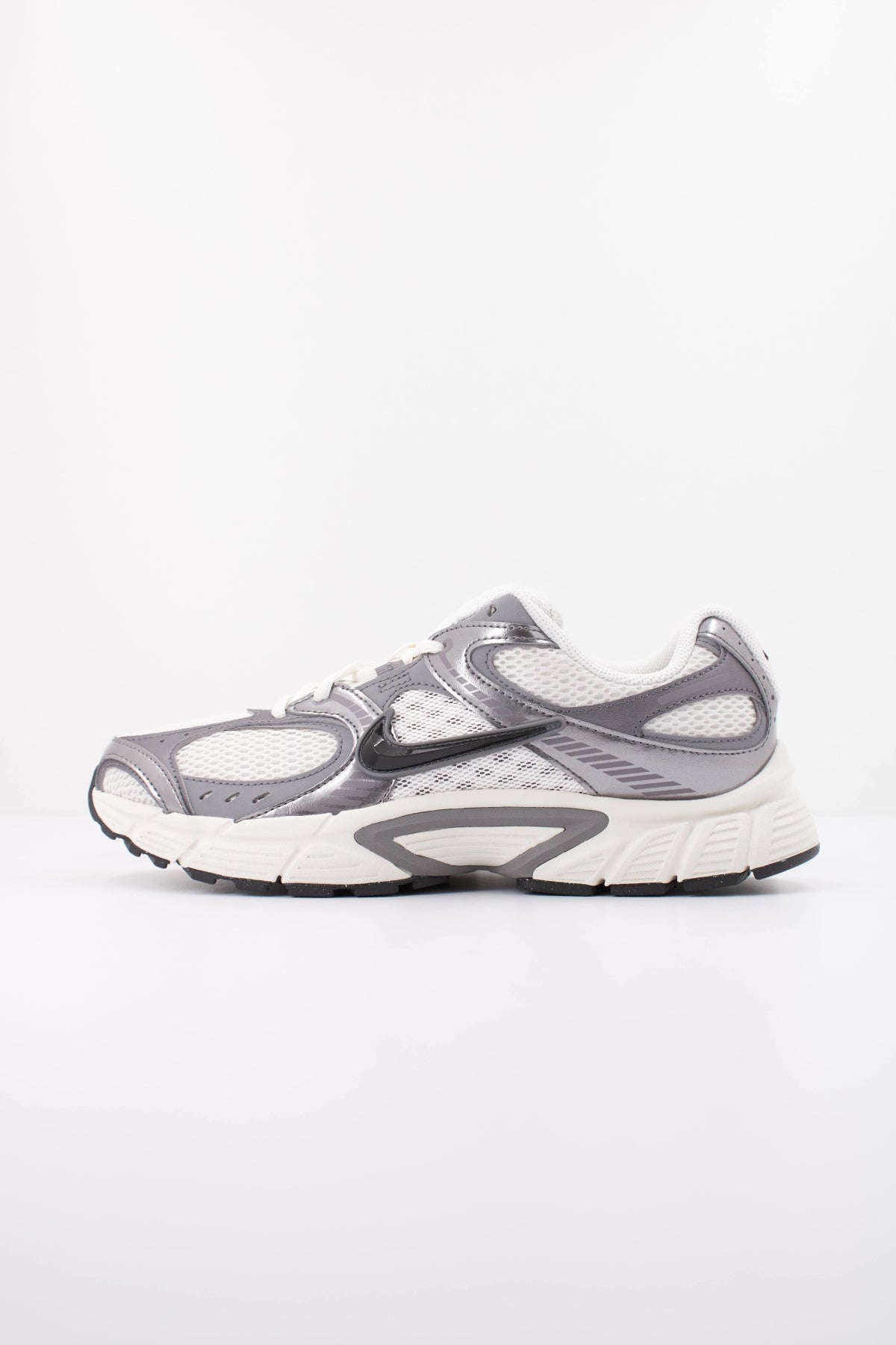 NIKE NIKE V RNR en color BLANCO  (1)