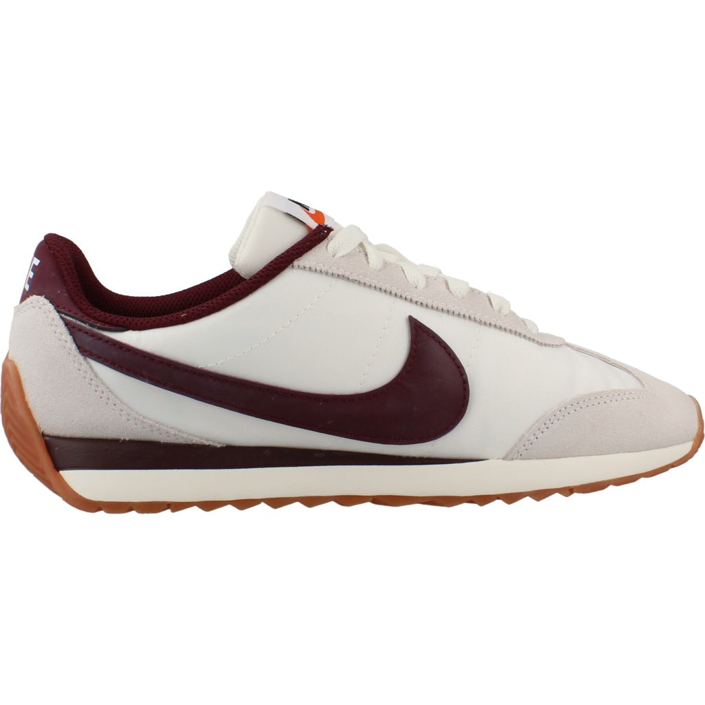 NIKE W NIKE PACIFIC en color BEIS  (4)