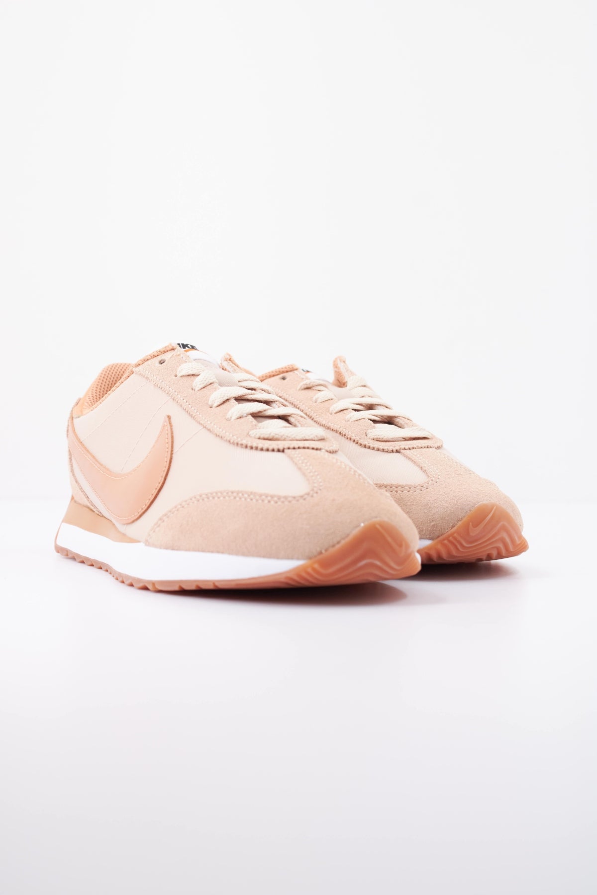 NIKE HM  en color NUDE  (2)