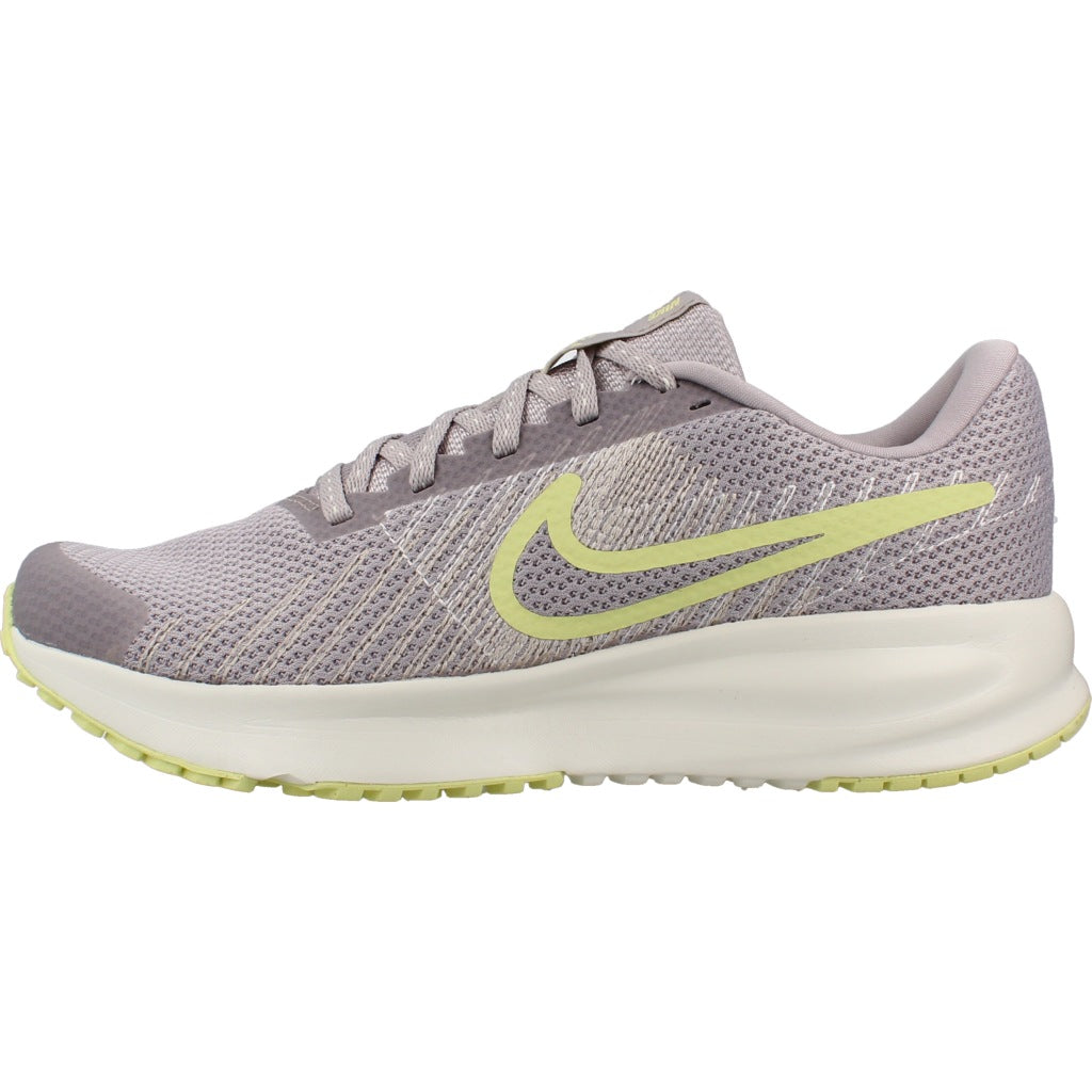 NIKE W NIKE RUN DEFY en color GRIS  (2)