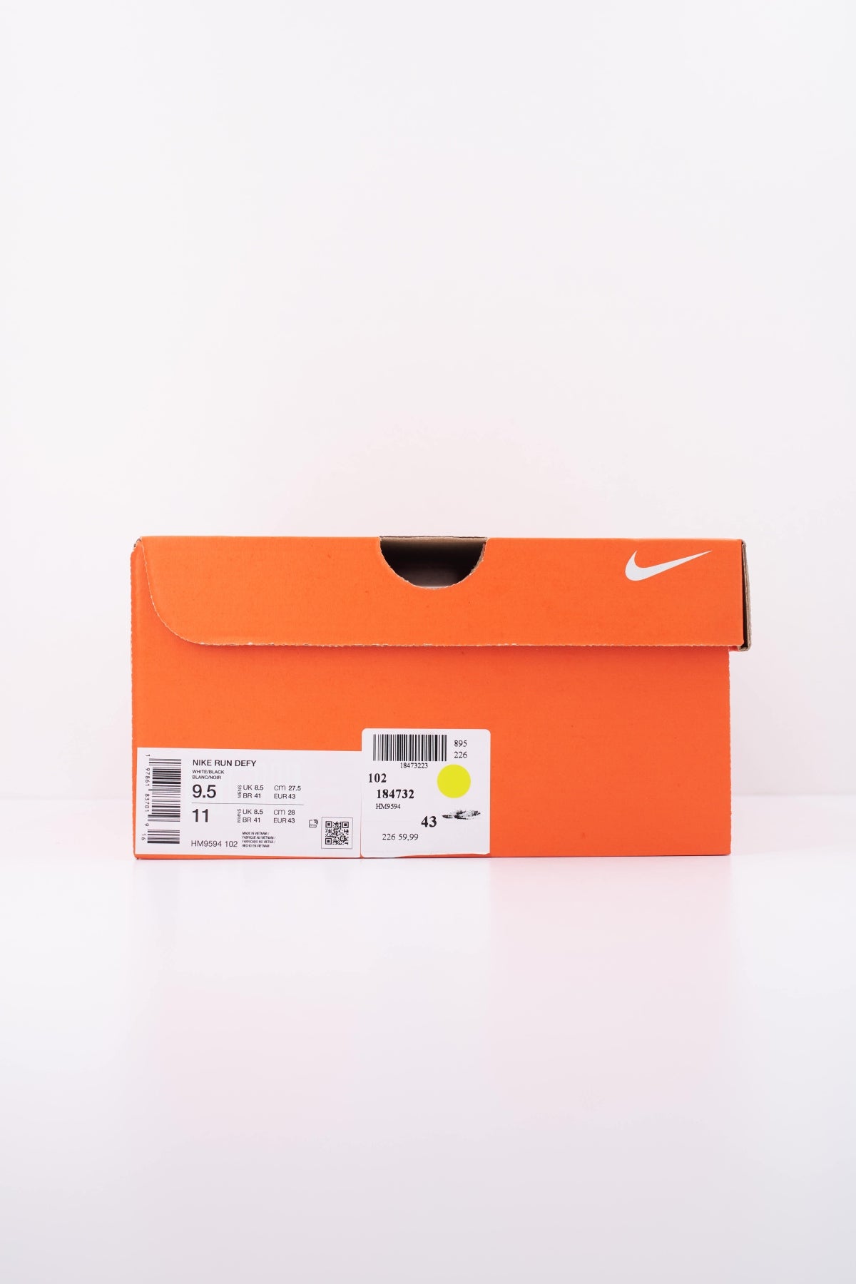NIKE NIKE RUN DEFY en color BLANCO  (6)