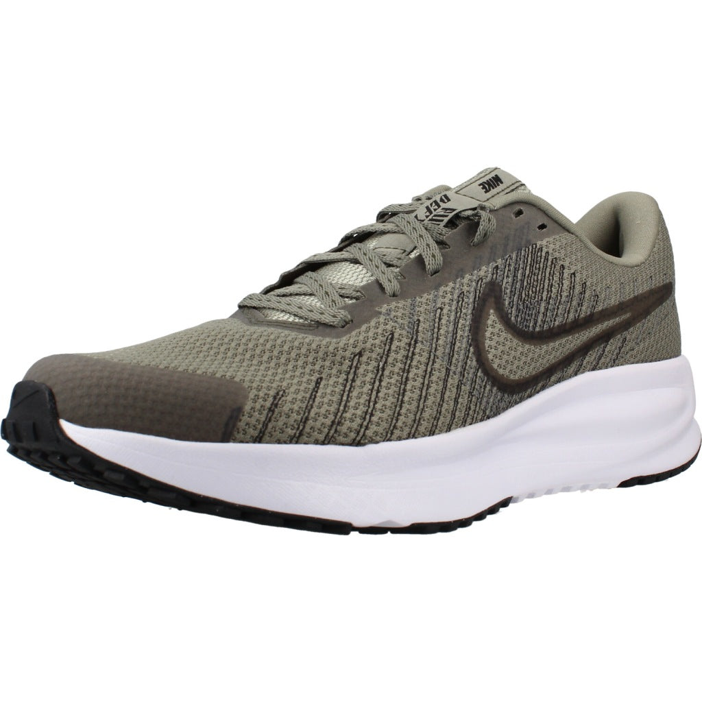 NIKE NIKE RUN DEFY en color VERDE  (1)