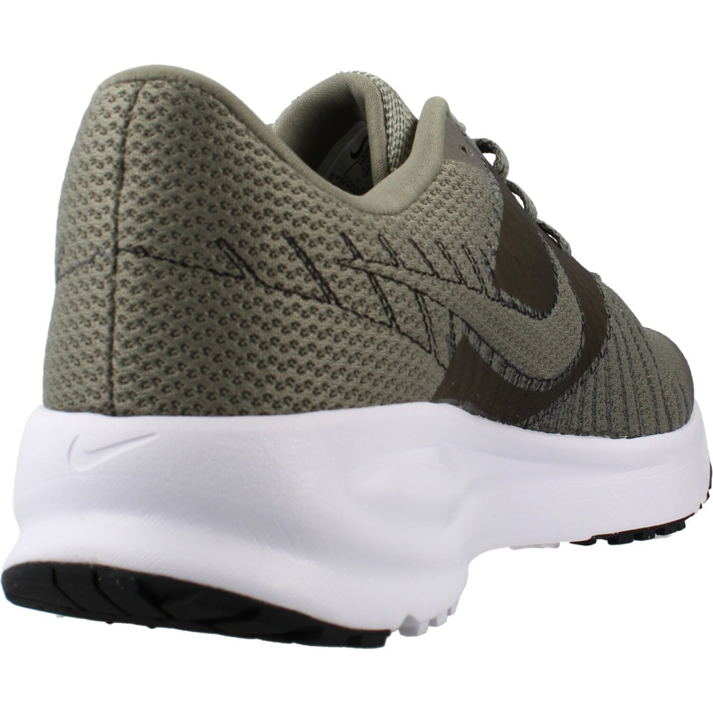 NIKE NIKE RUN DEFY en color VERDE  (3)