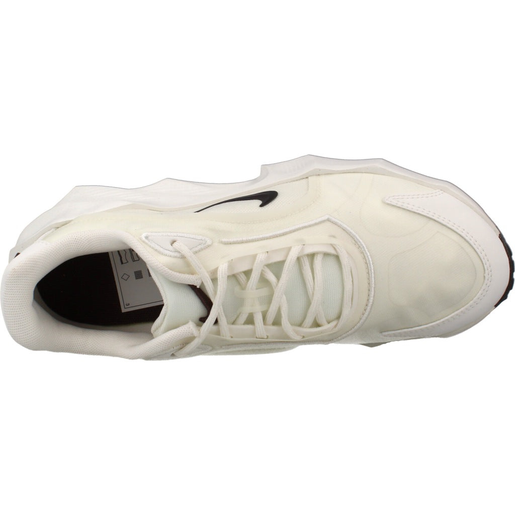 NIKE WMNS NIKE AURA EDGE en color BEIS  (7)