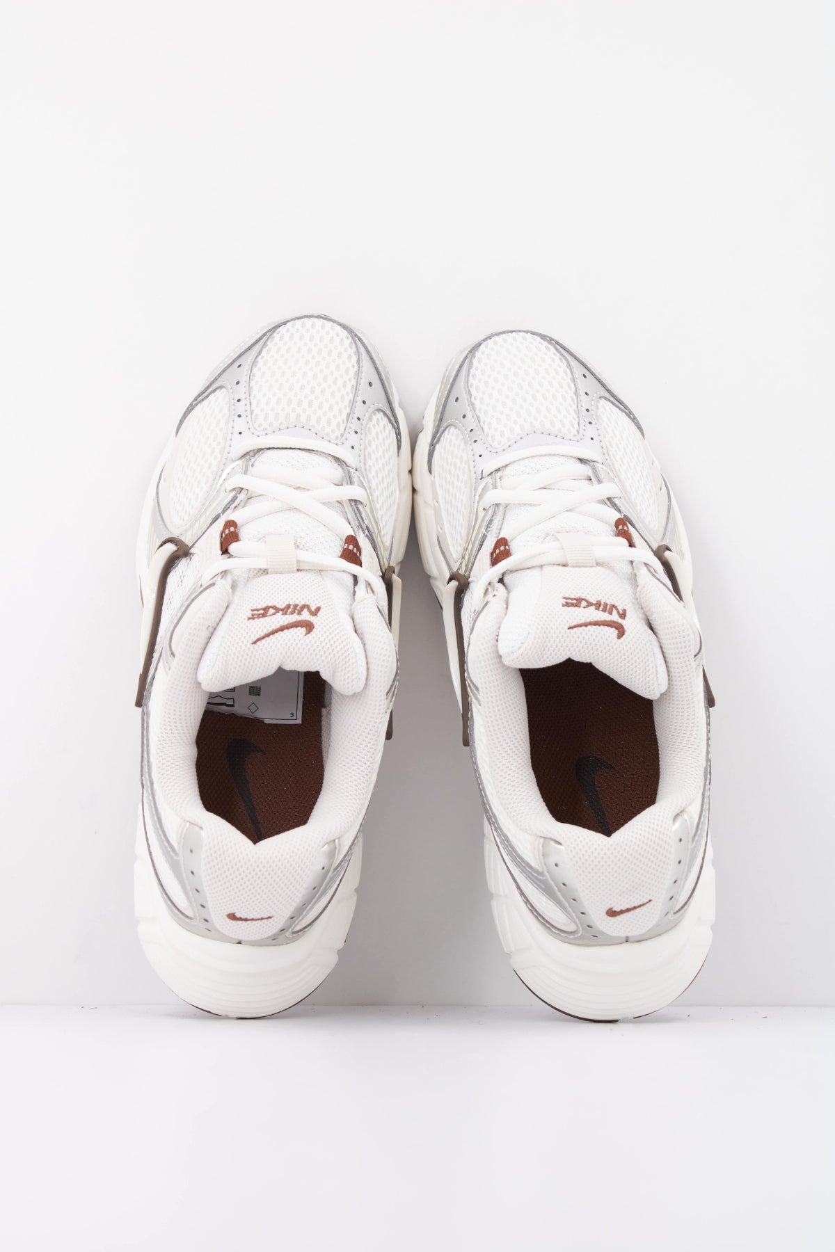 NIKE W NIKE V RNR en color BLANCO  (5)
