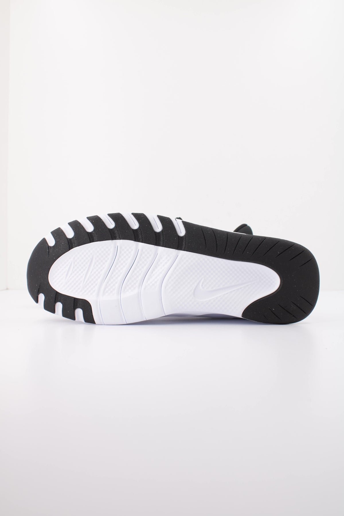 NIKE NIKE FLEX TRAIN en color NEGRO  (5)