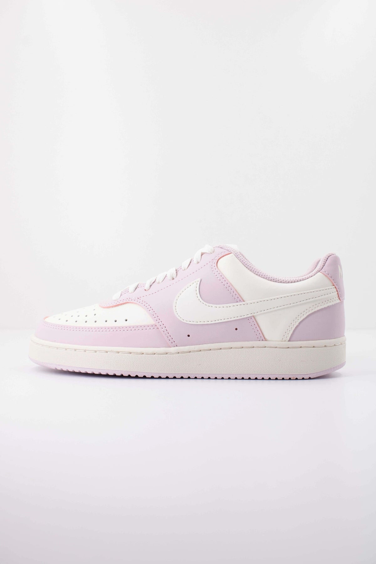 NIKE W NIKE COURT VISION LO P NBK en color VIOLETA  (1)
