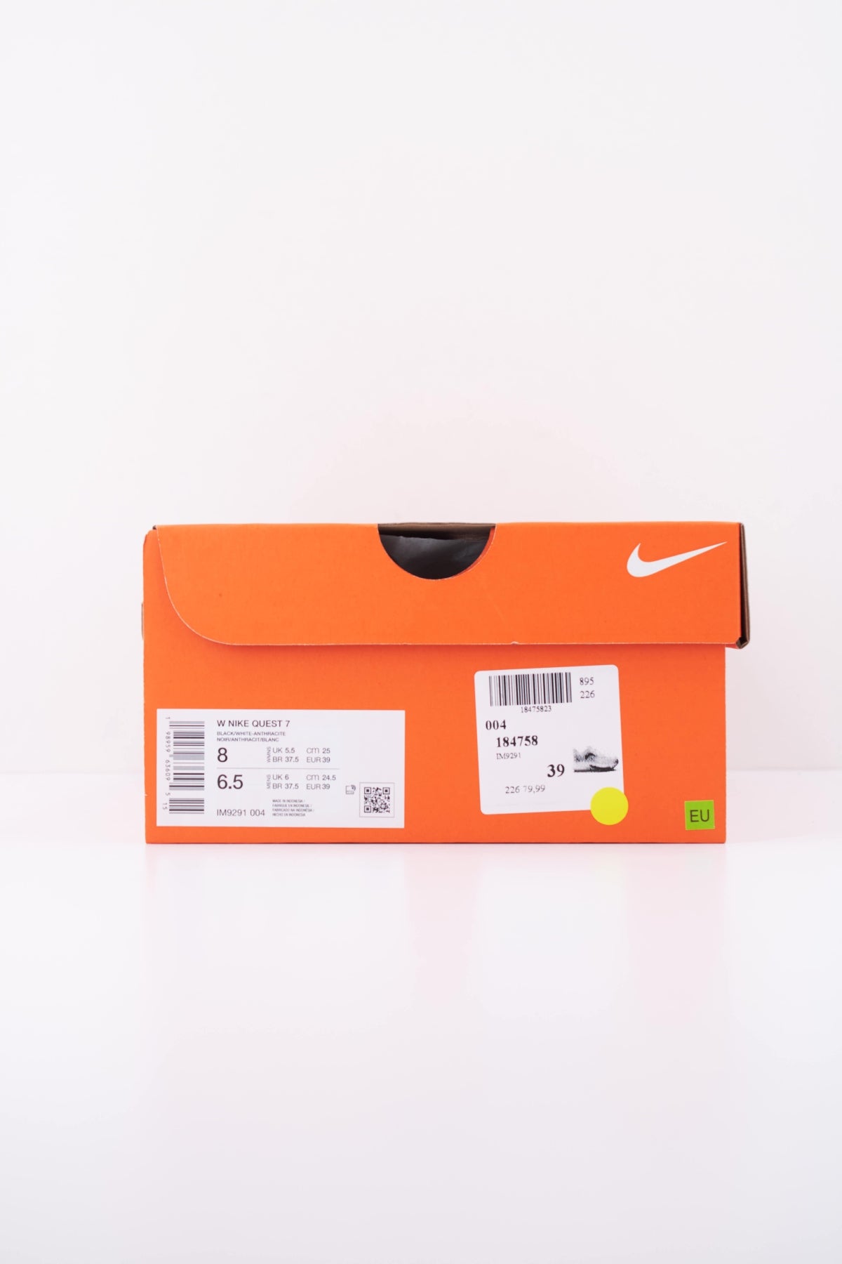 NIKE W NIKE QUEST  en color NEGRO  (6)
