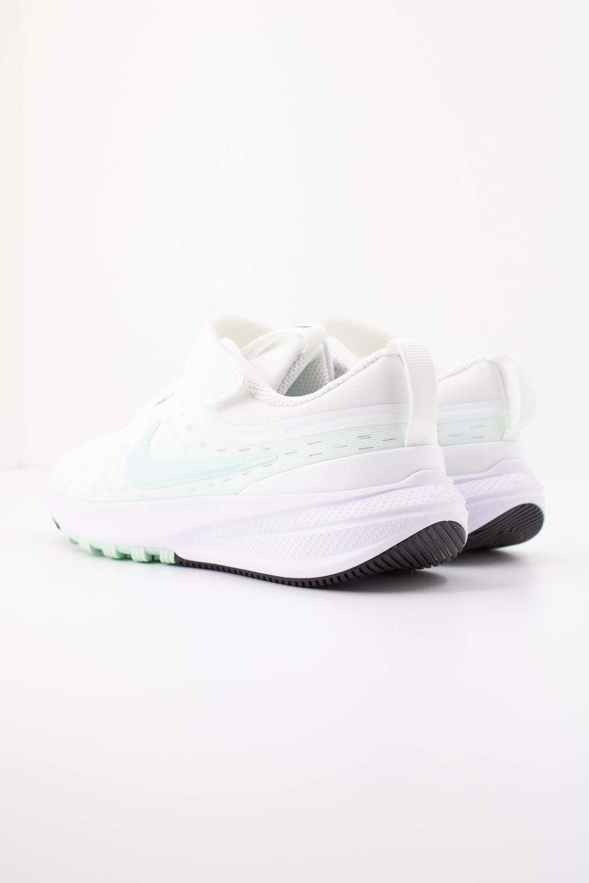 NIKE NIKE STAR RUNNER  PS en color BLANCO  (4)