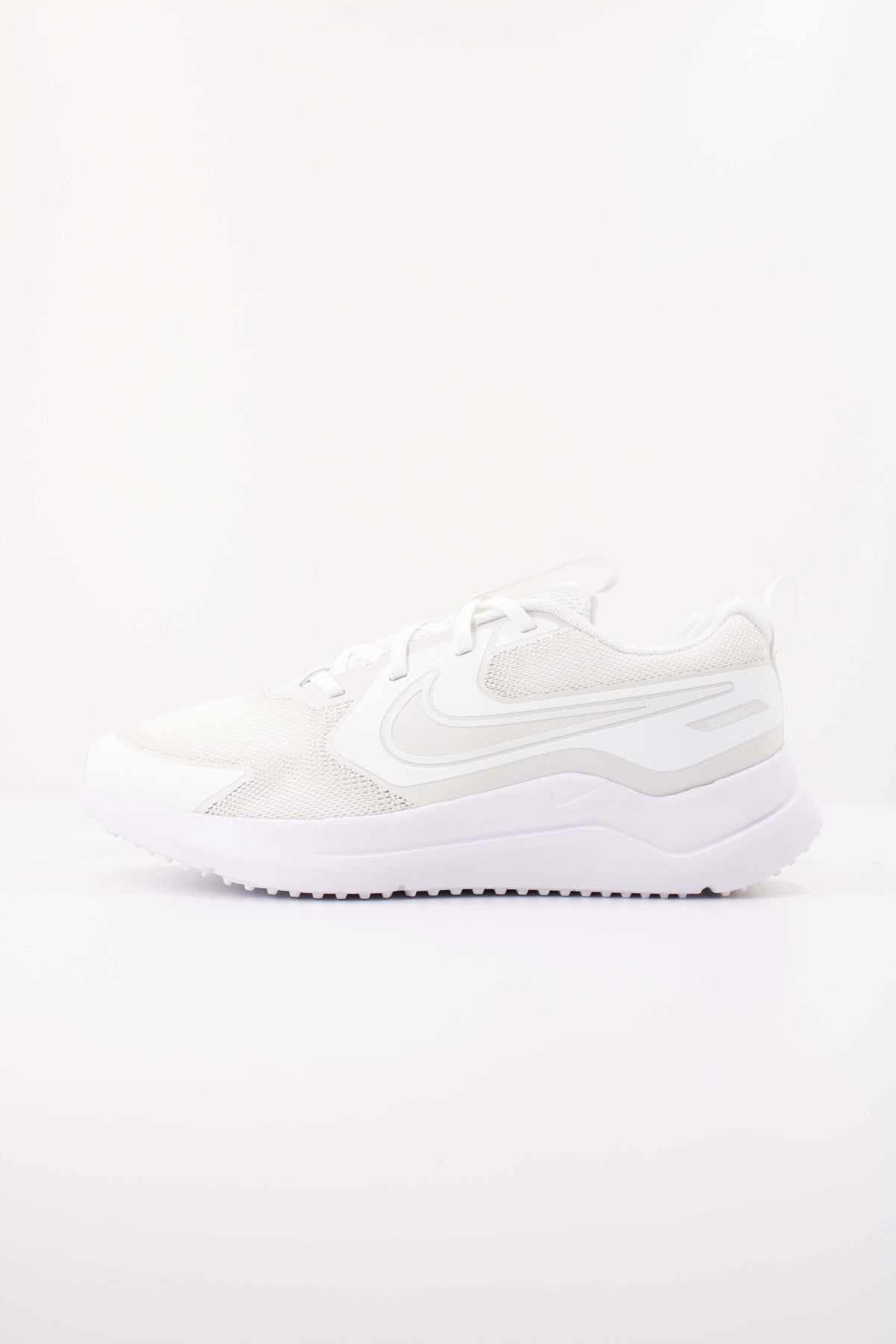 NIKE NIKE COSMIC RUNNER GS en color BLANCO  (1)