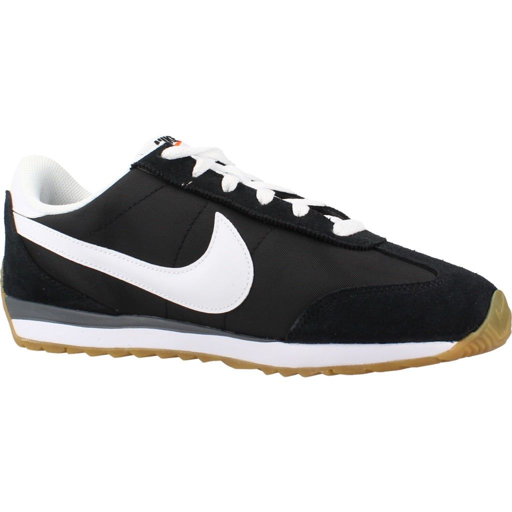NIKE NIKE PACIFIC GS en color NEGRO  (5)