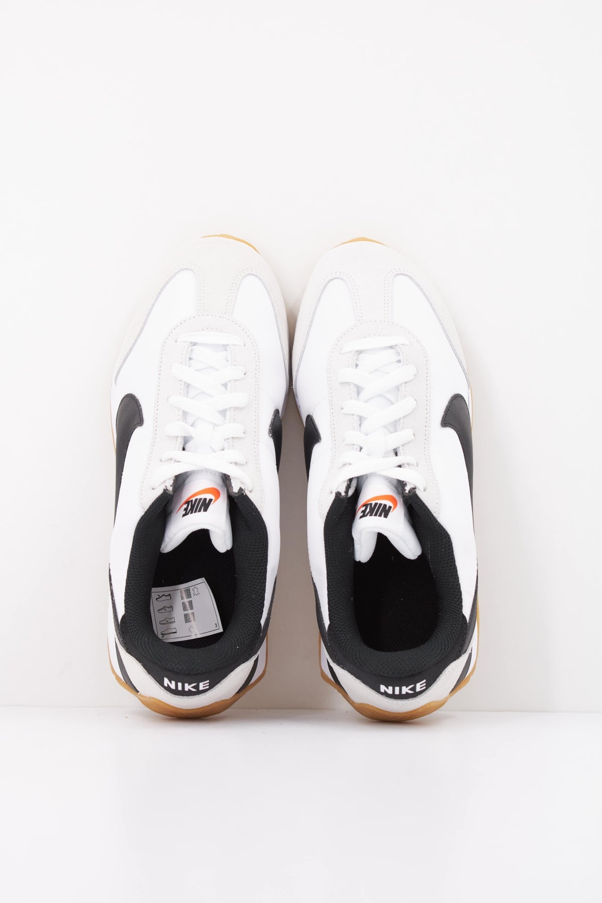 NIKE NIKE PACIFIC GS en color BLANCO  (3)