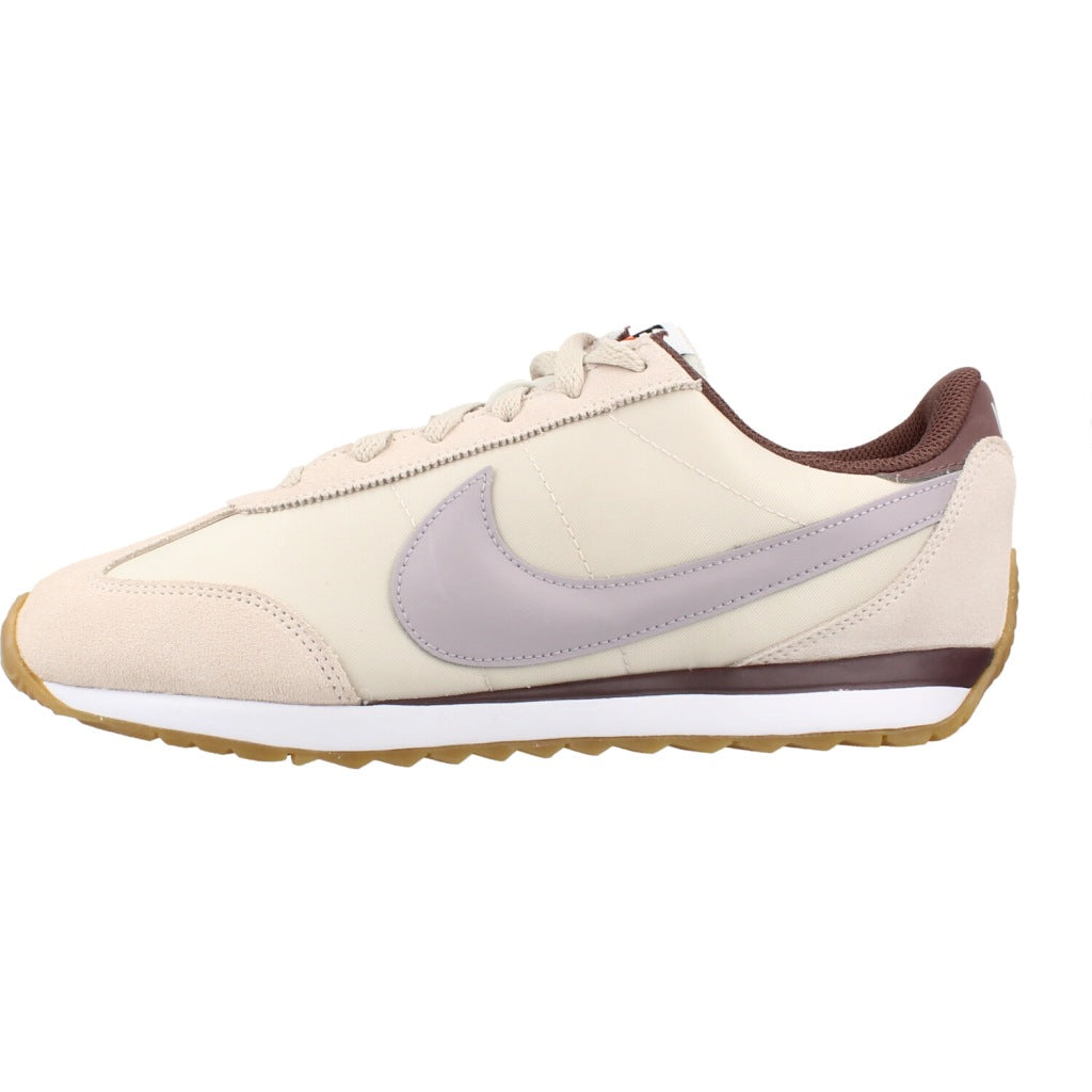 NIKE NIKE PACIFIC GS en color NUDE  (2)