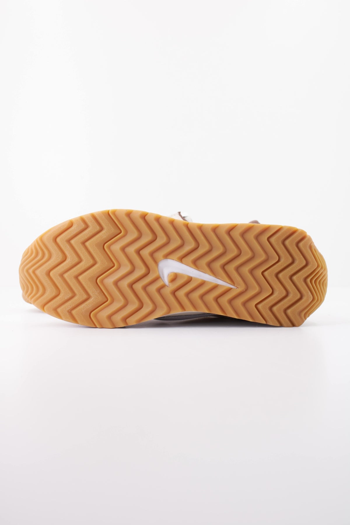 NIKE NIKE PACIFIC GS en color NUDE  (5)