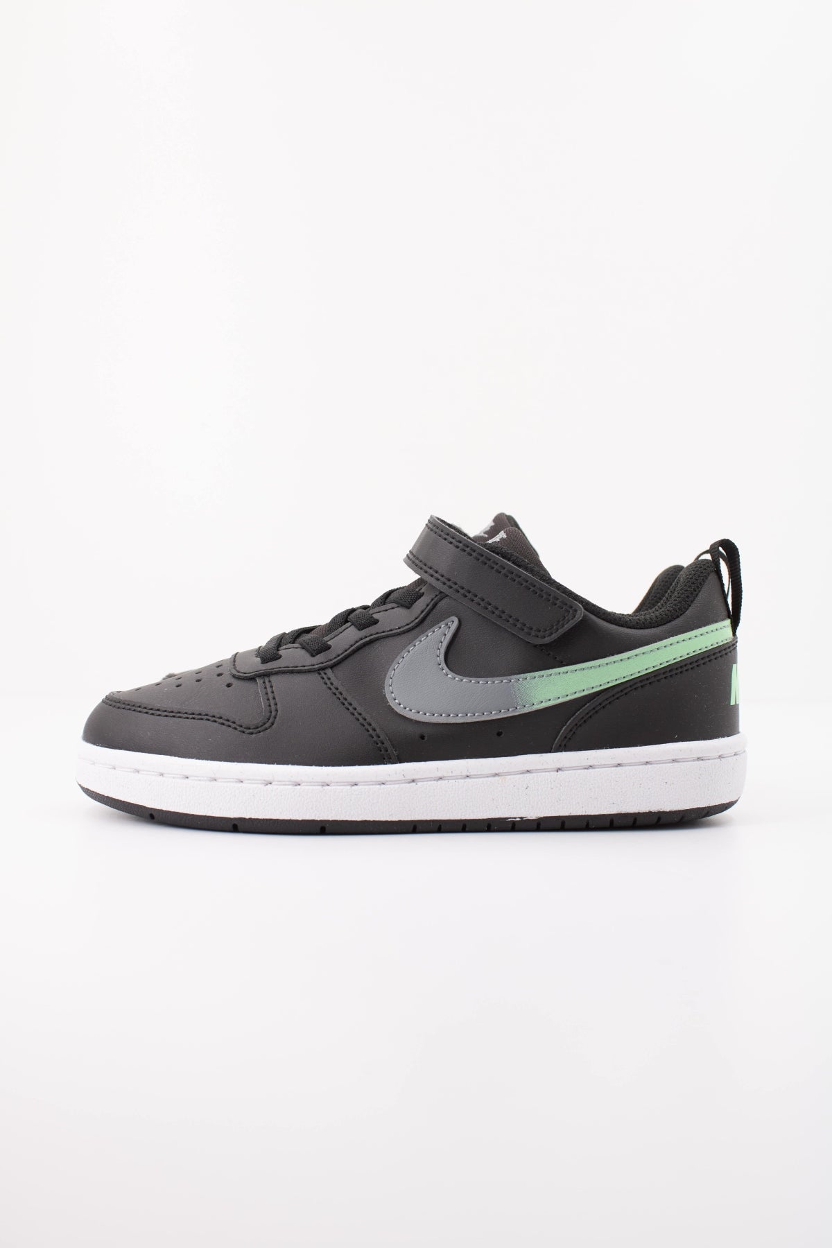 NIKE COURT BOROUGH LOW FADE PS en color NEGRO  (1)