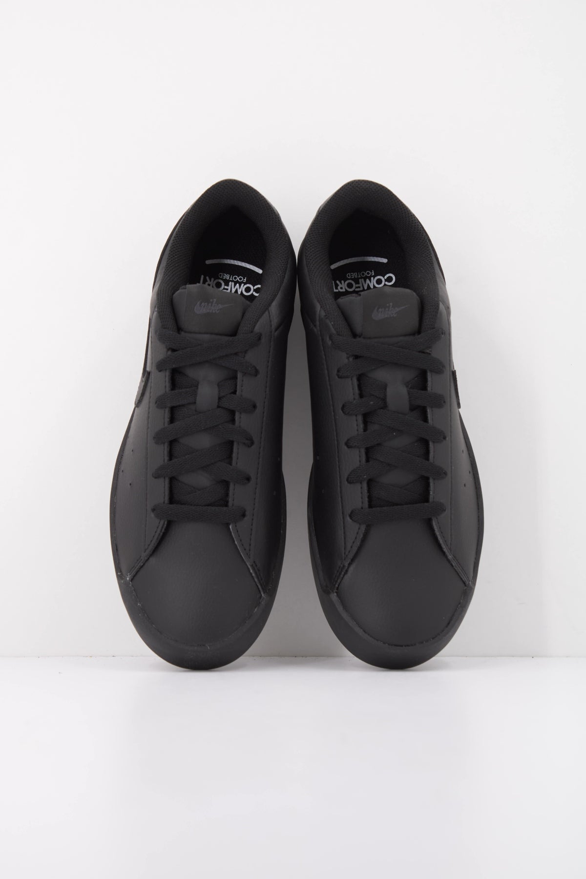 NIKE W NIKE COURT HERITAGE SL en color NEGRO  (3)