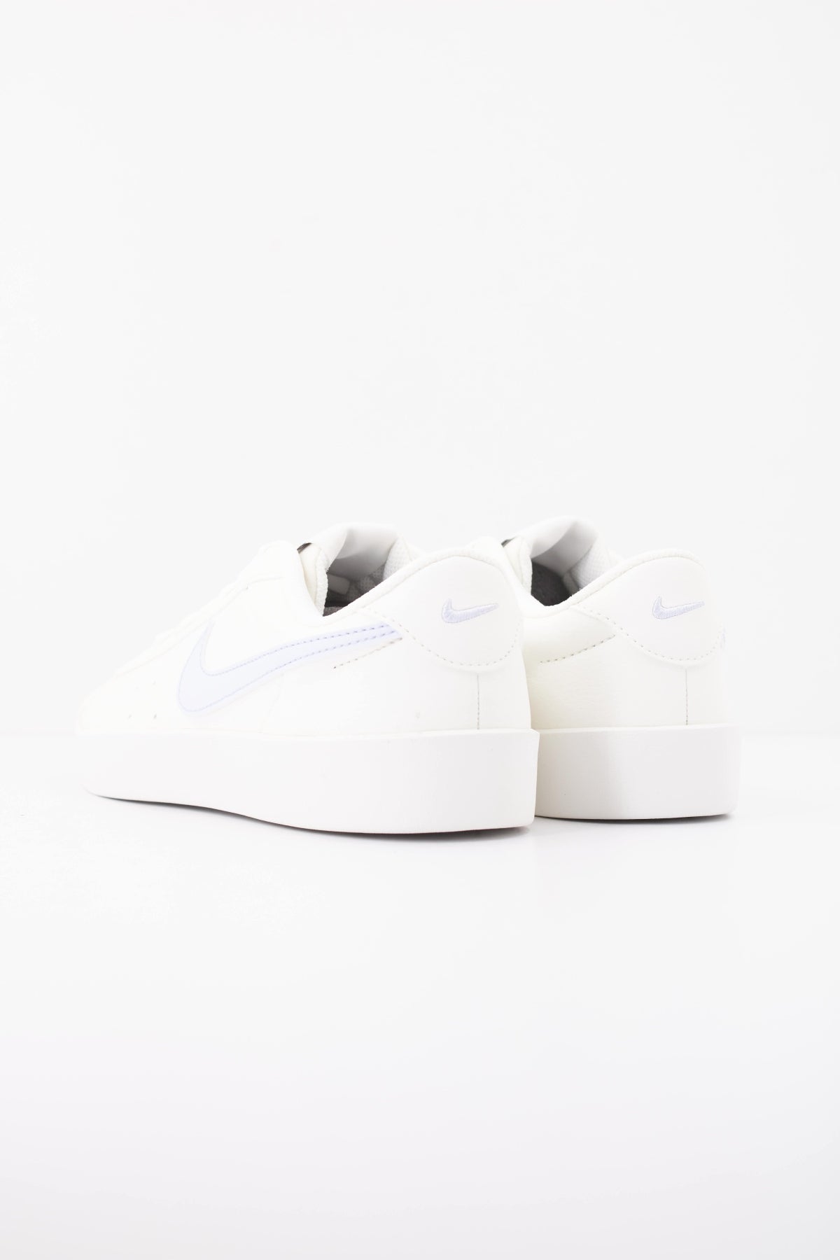 NIKE W NIKE COURT HERITAGE SL en color BLANCO  (4)