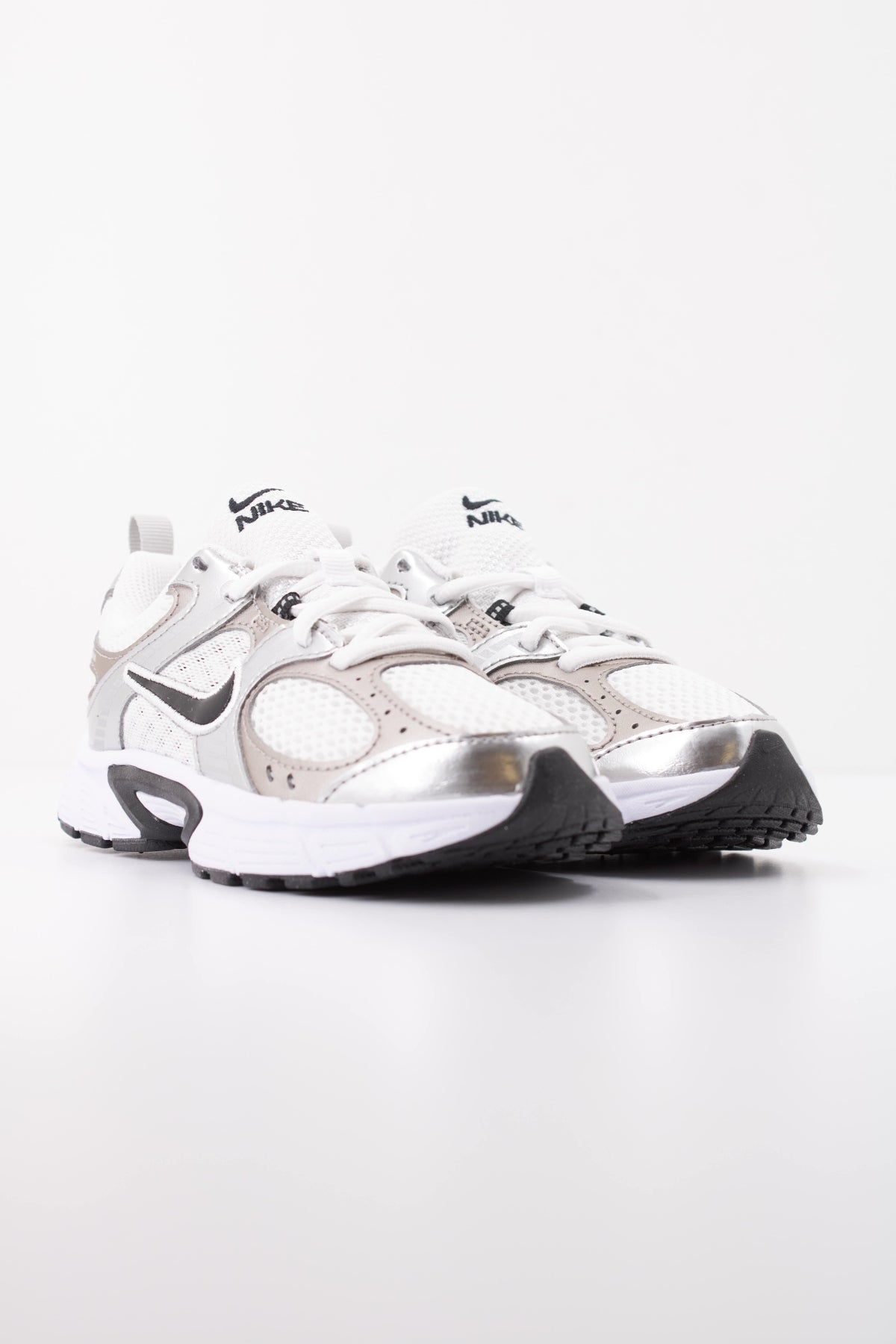 NIKE NIKE V RNR LACE PS en color BLANCO  (2)