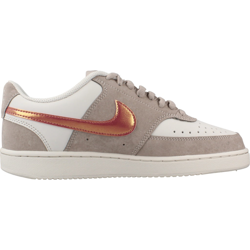 NIKE W NIKE COURT VISION LO LX en color BEIS  (4)