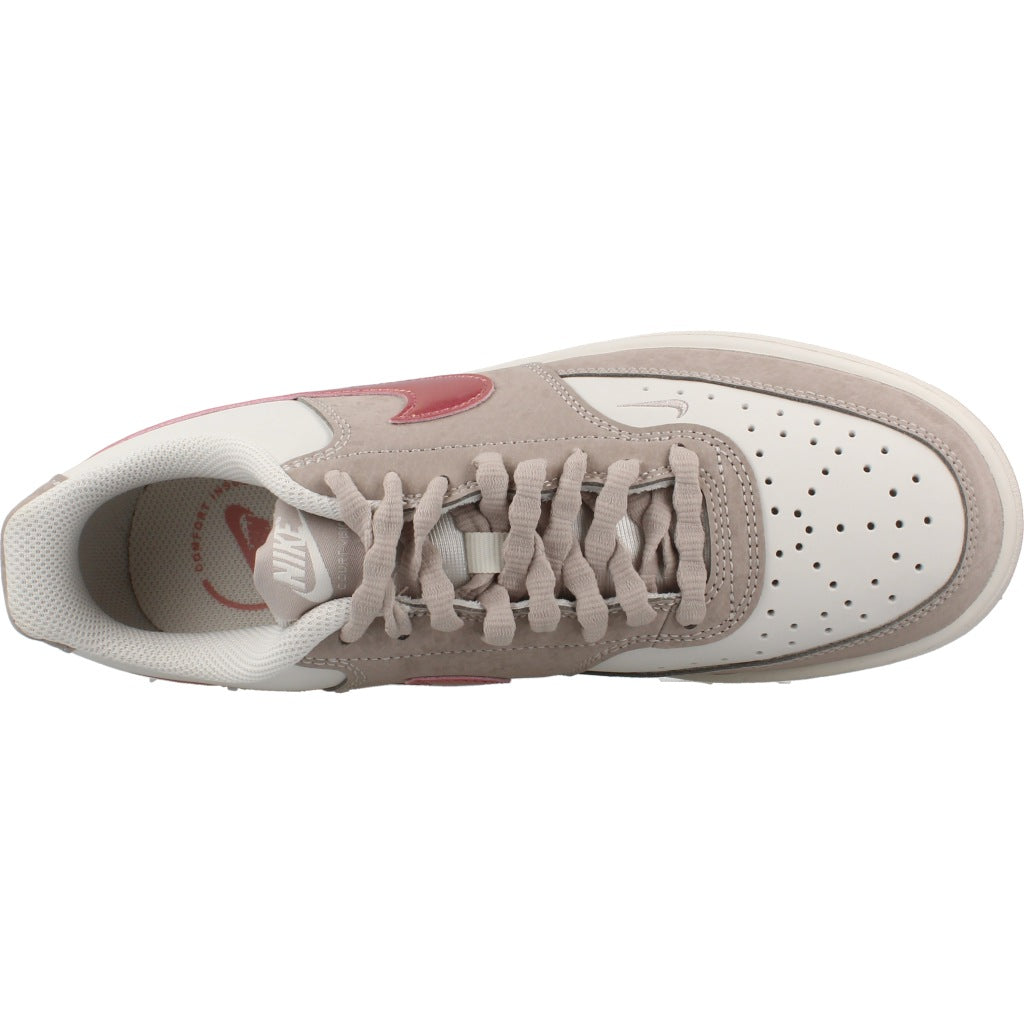 NIKE W NIKE COURT VISION LO LX en color BEIS  (7)