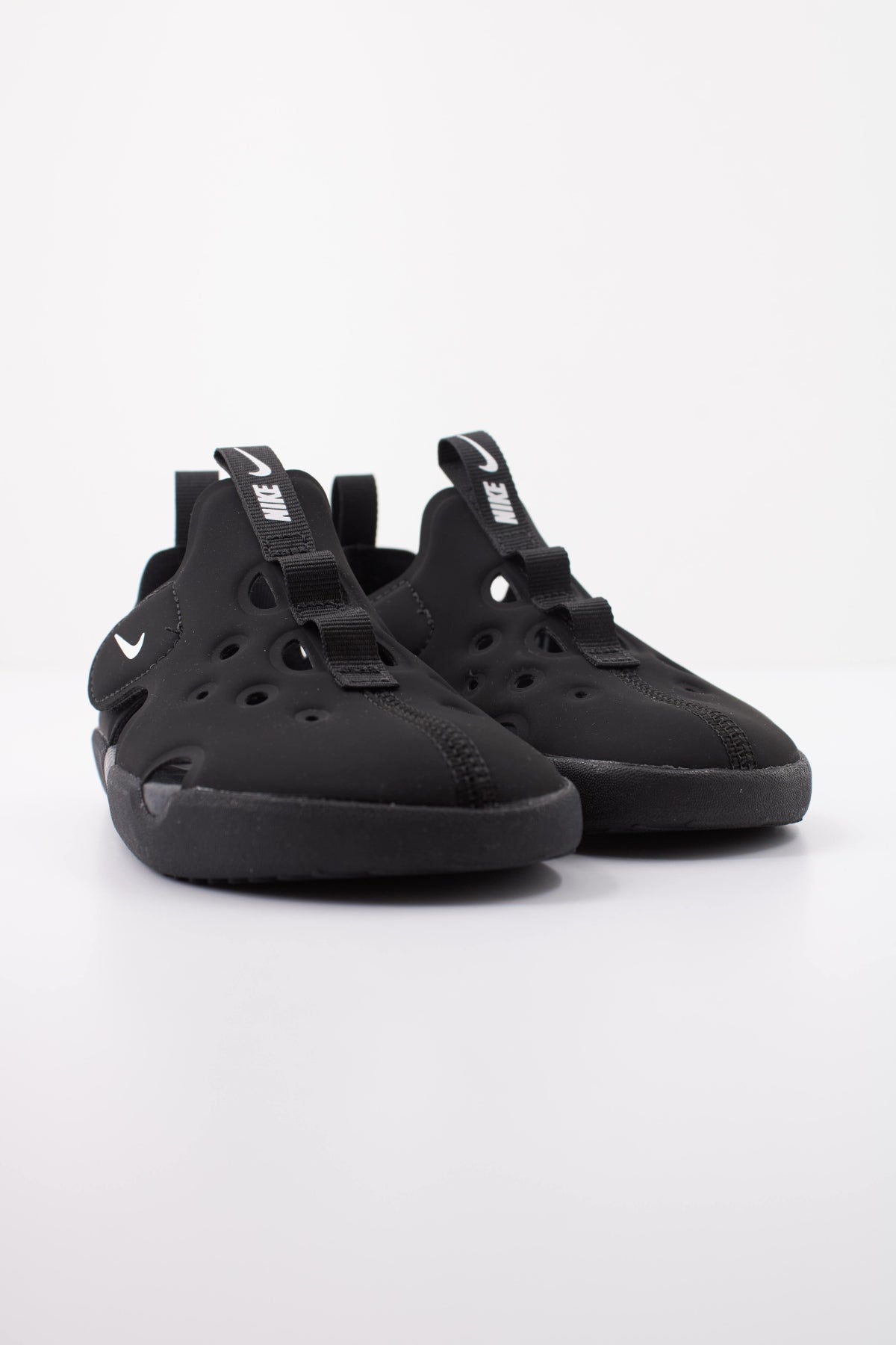 NIKE SUNRAY PROTECT  TD en color NEGRO  (2)