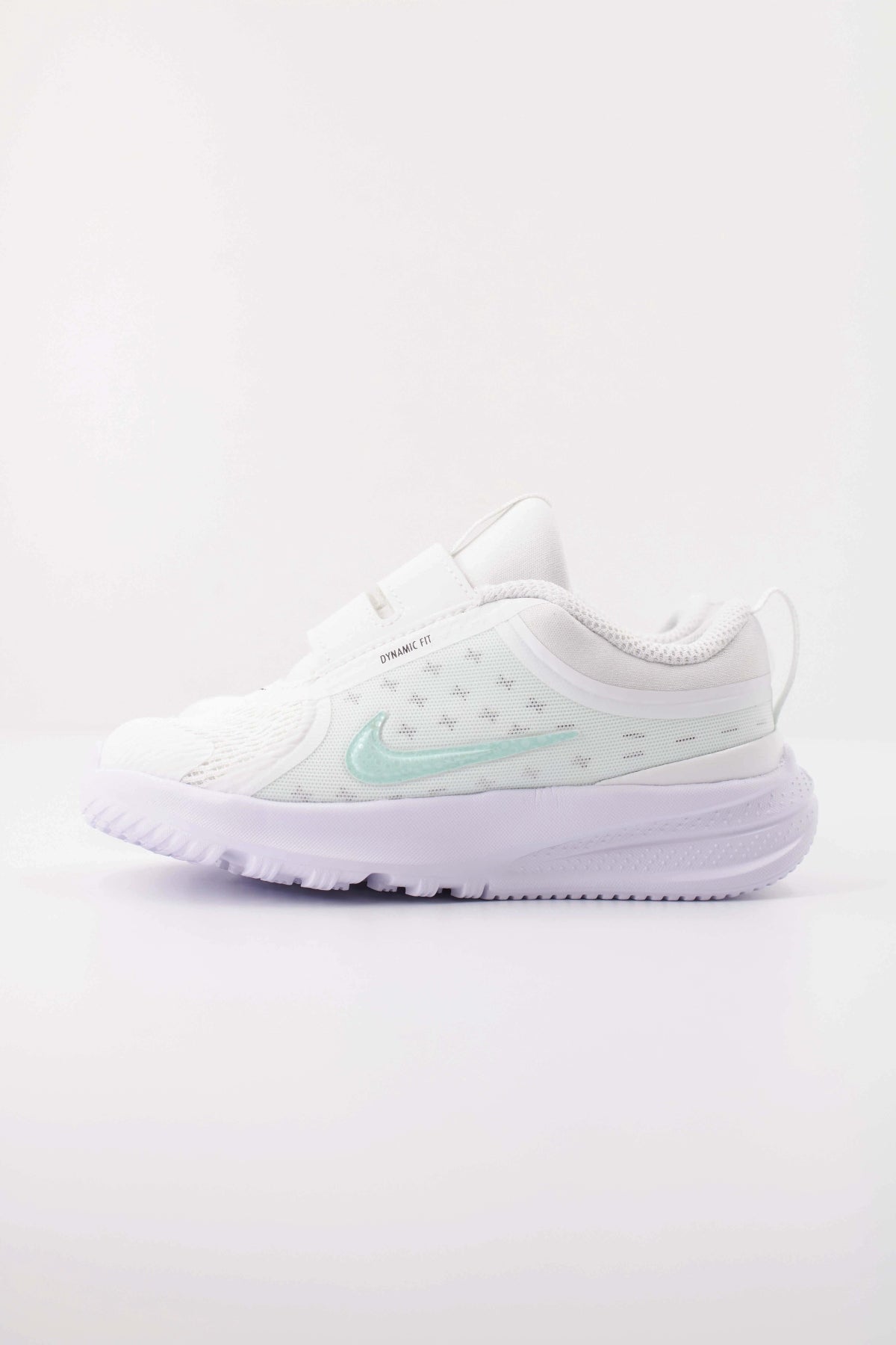 NIKE NIKE STAR RUNNER  TD en color BLANCO  (1)
