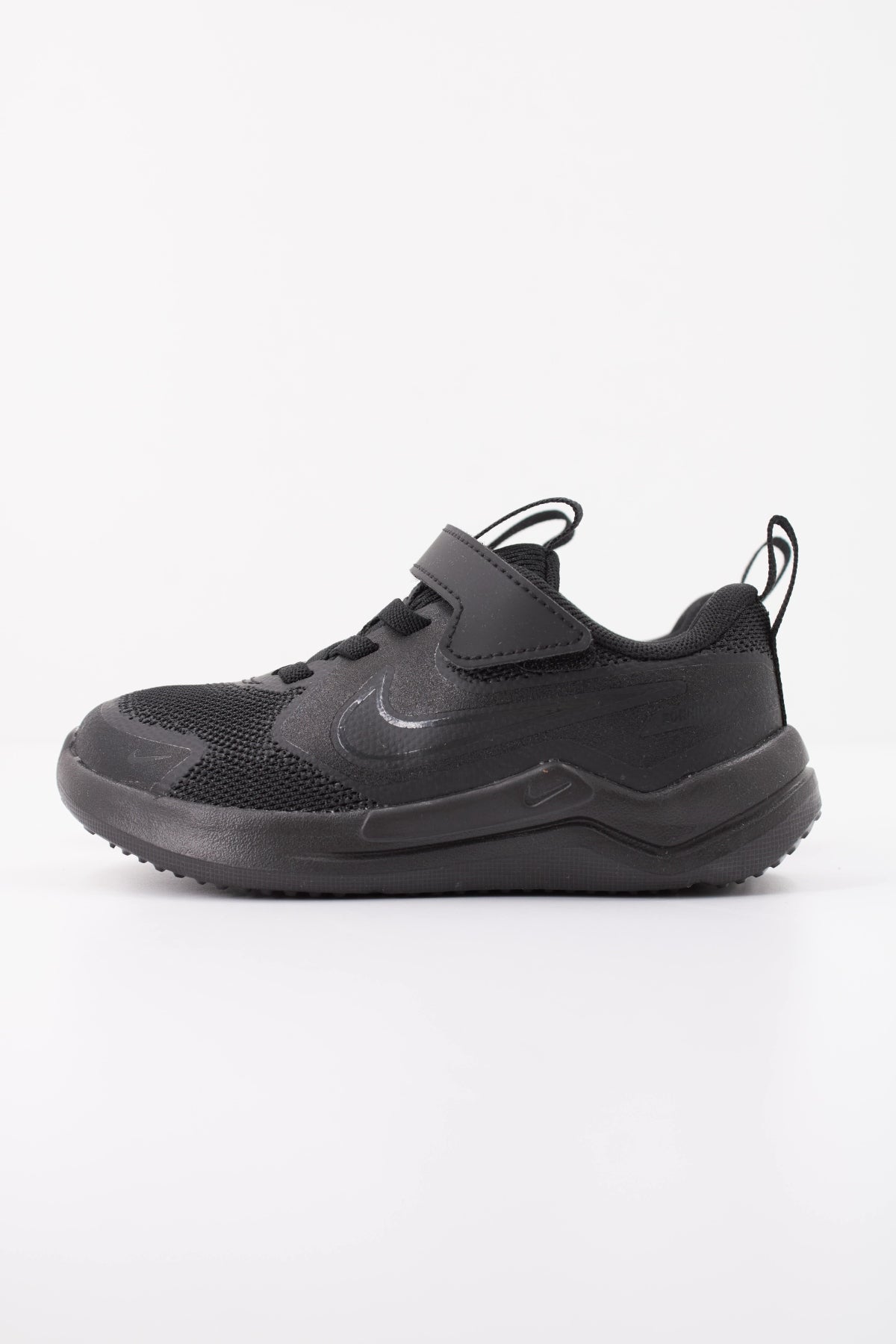 NIKE NIKE COSMIC RUNNER TD en color NEGRO  (1)
