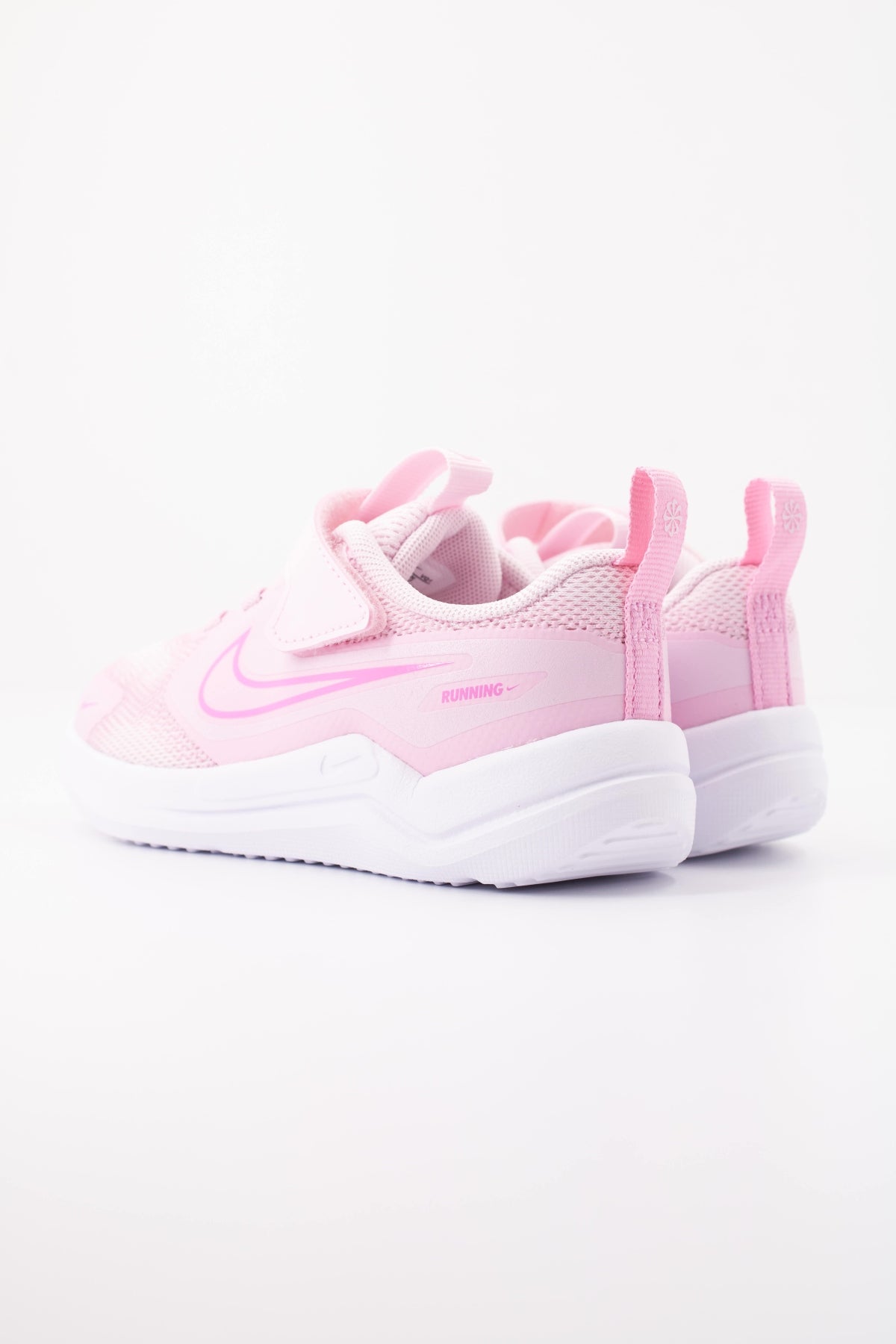 NIKE NIKE COSMIC RUNNER TD en color ROSA  (4)