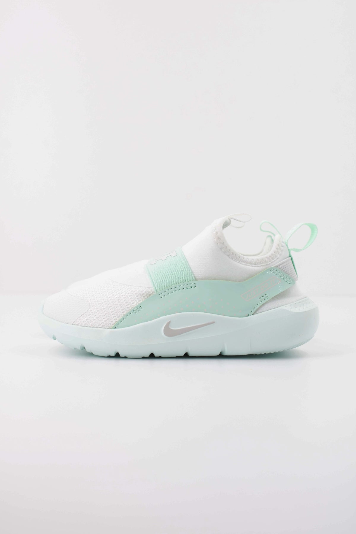 NIKE FLEX RUNNER  TD en color BLANCO  (1)