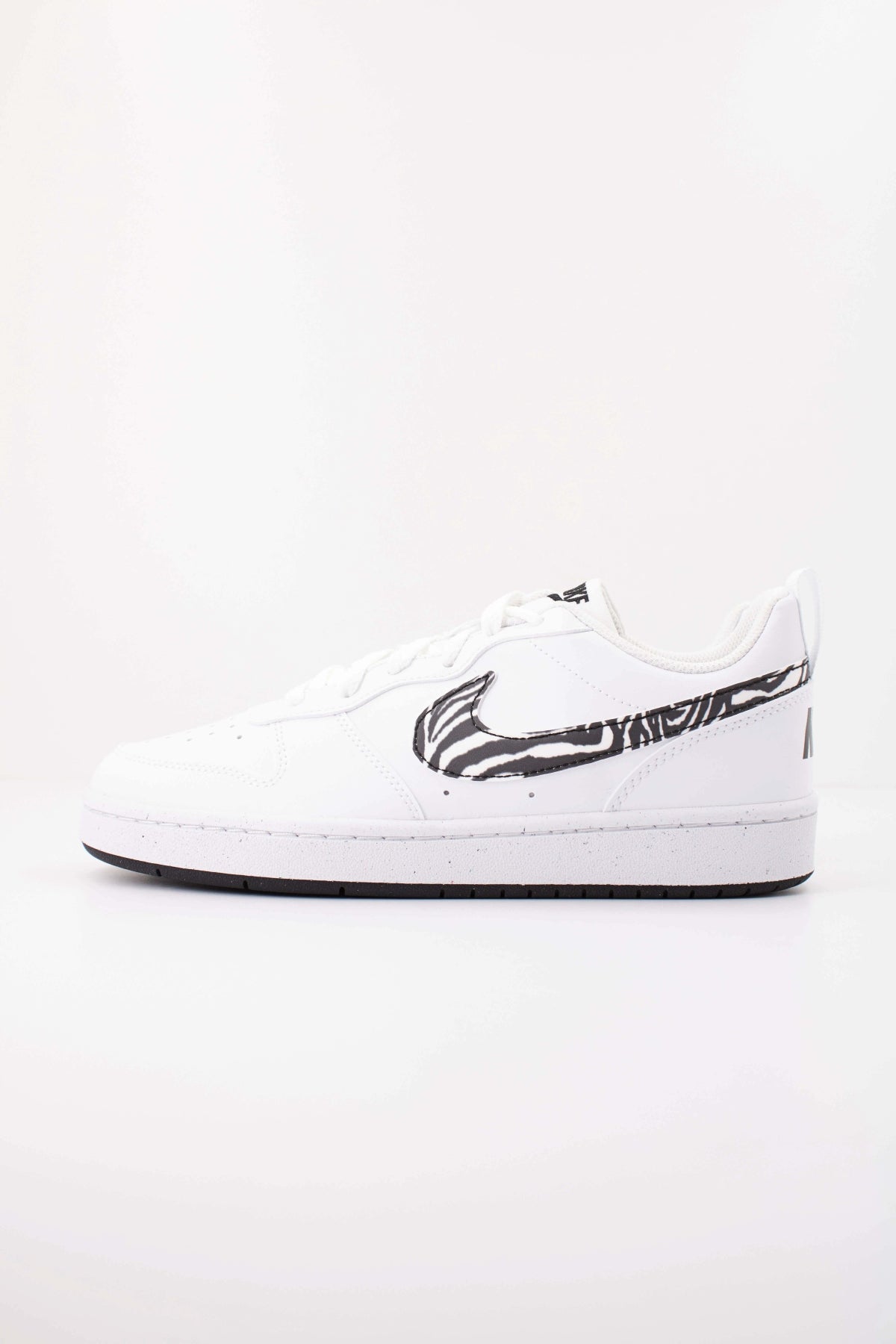 NIKE COURT BOROUGH PRT GS en color BLANCO  (1)