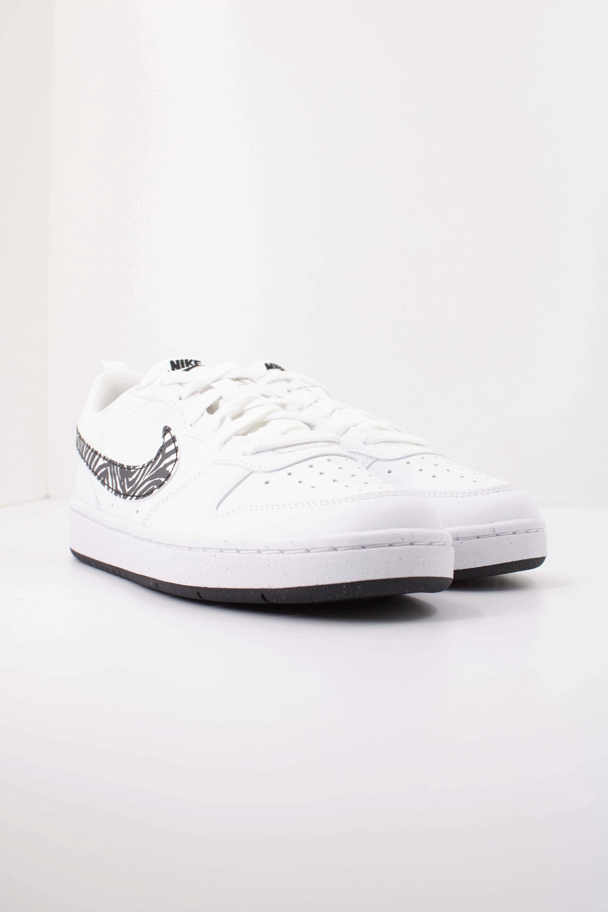 NIKE COURT BOROUGH PRT GS en color BLANCO  (2)
