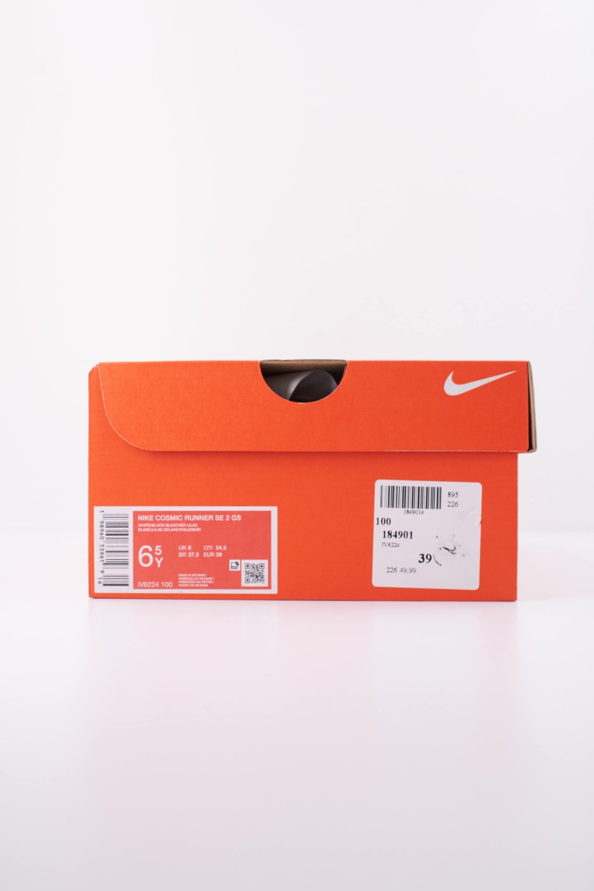NIKE NIKE COSMIC RUNNER SE  GS en color BLANCO  (6)