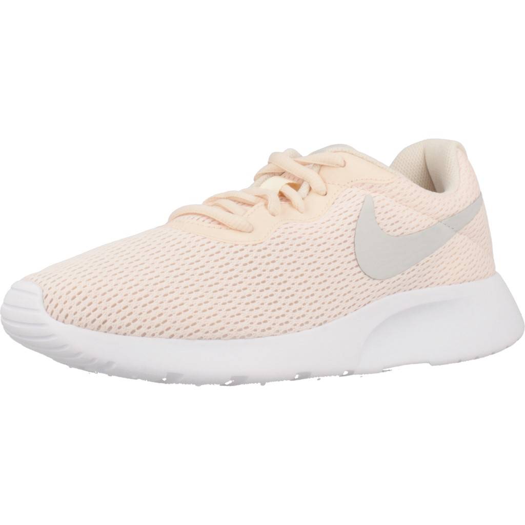 NIKE WMNS NIKE TANJUN en color ROSA  (1)