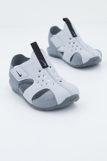 NIKE SUNRAY PROTECT  TD en color GRIS  (2)