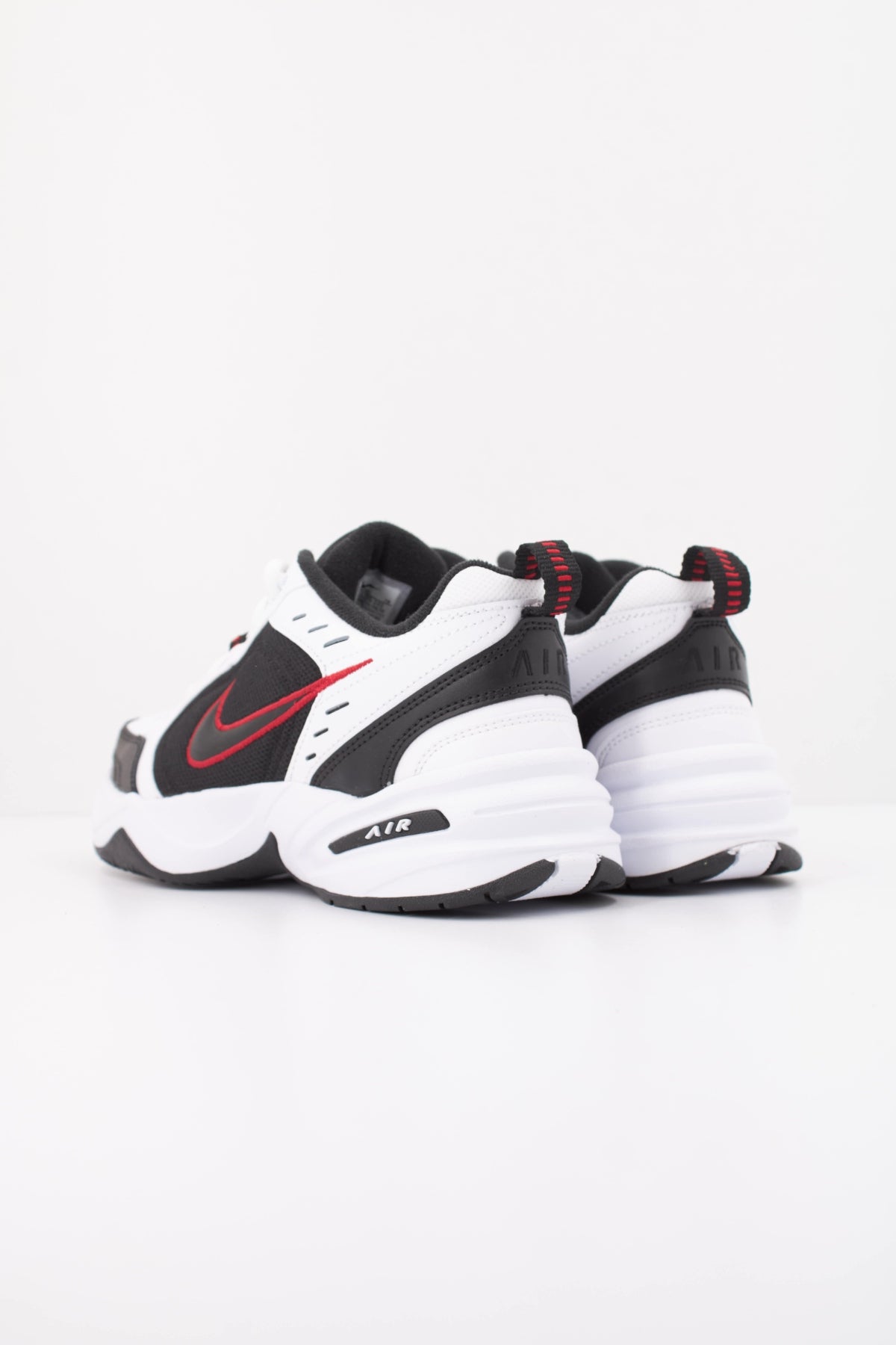 NIKE  en color BLANCO  (4)