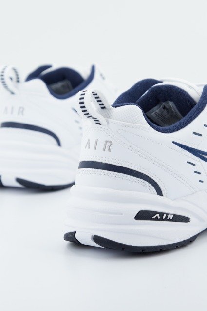 NIKE NIKE AIR MONARCH en color BLANCO  (4)