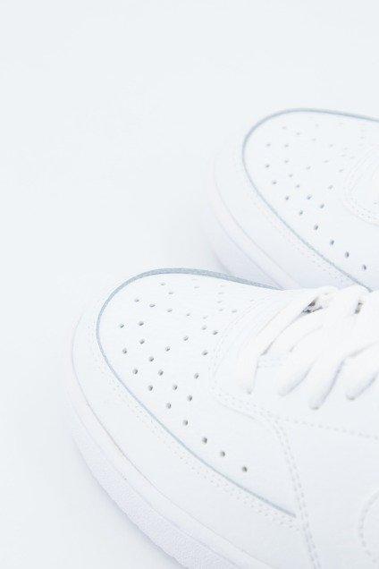 NIKE WMNS NIKE COURT VISION en color BLANCO  (2)
